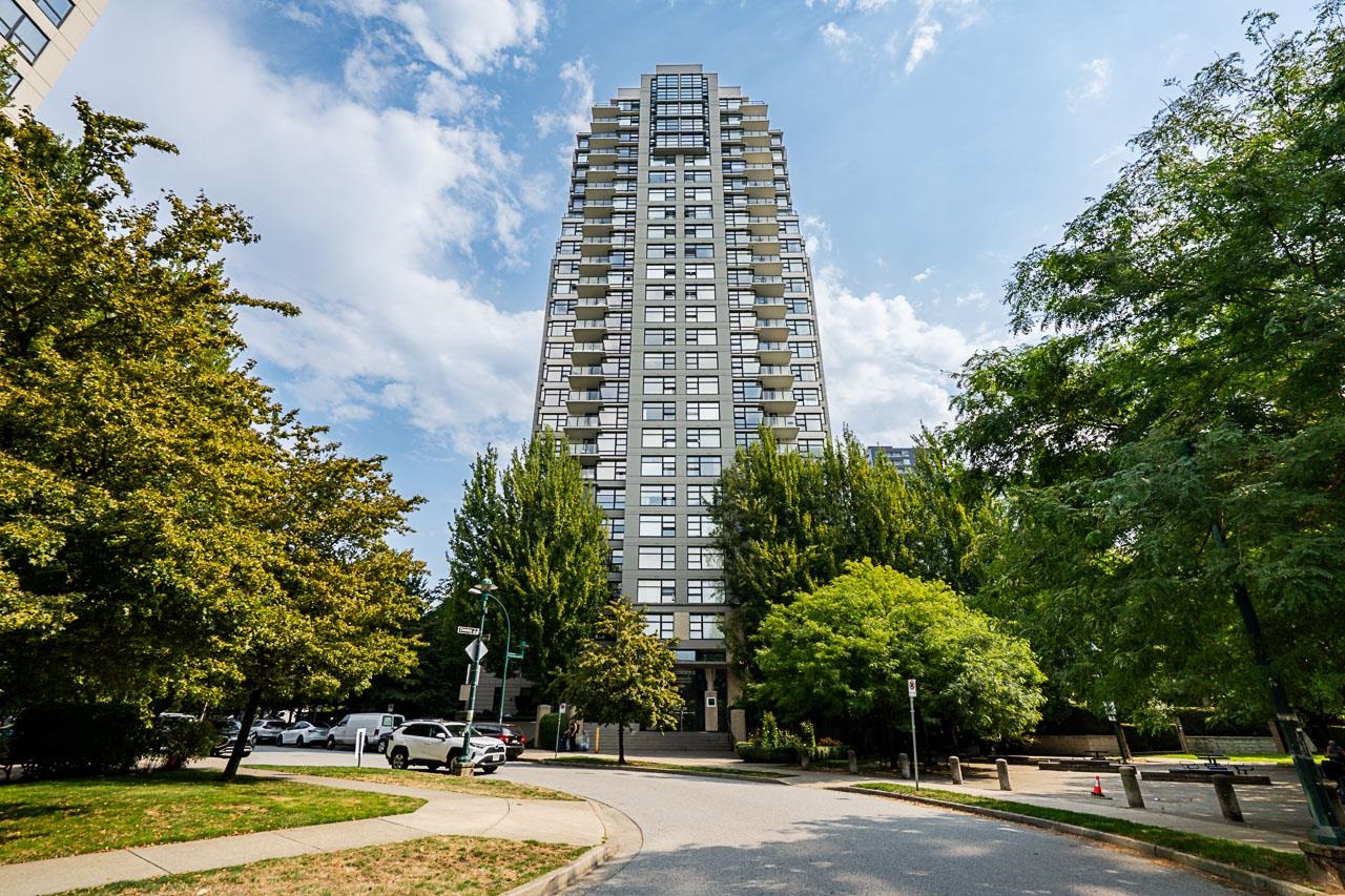 5380 Oben Street #309, Vancouver, BC V5R 6H7
