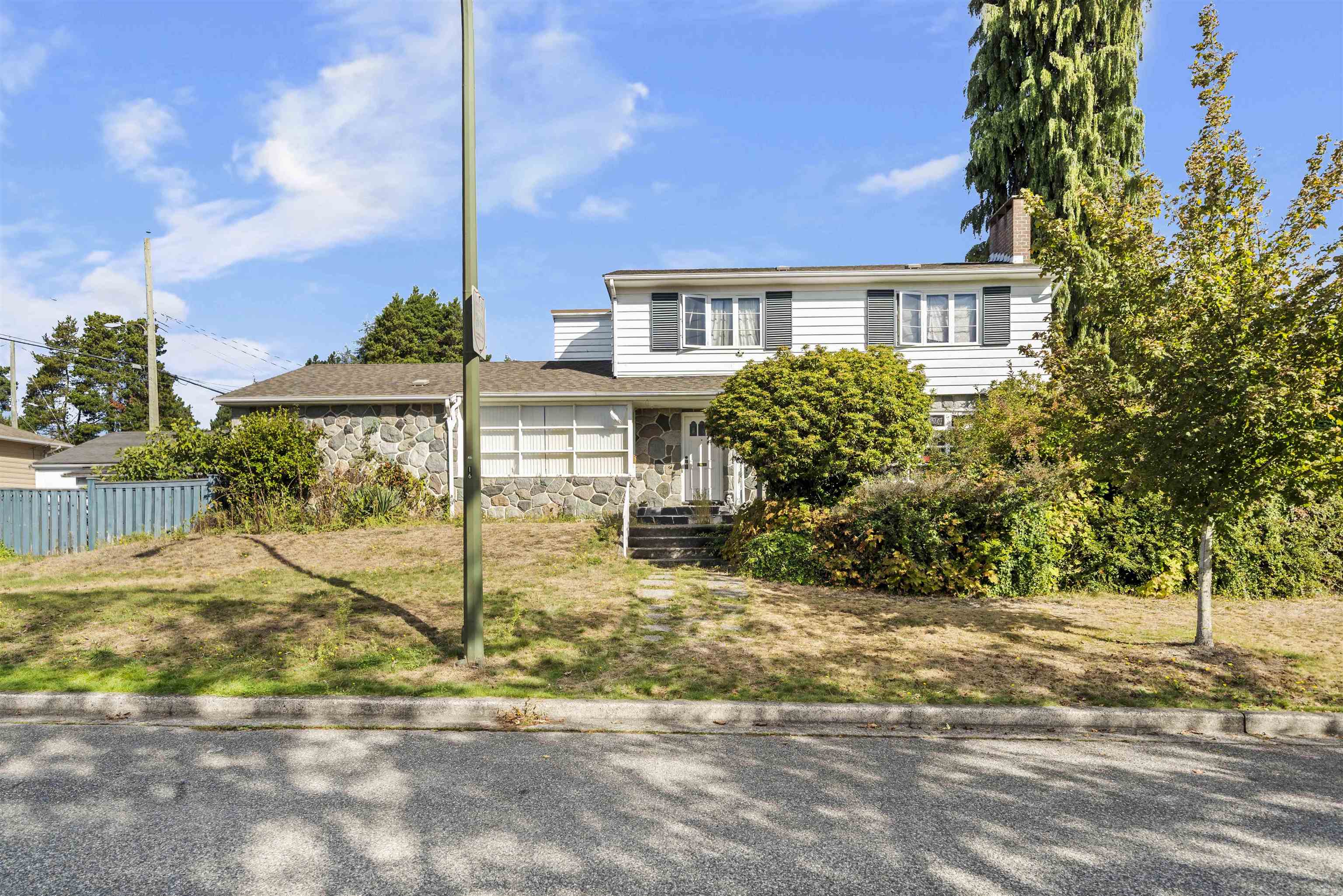 609 West 52nd Avenue, Vancouver, BC V6P 1G3