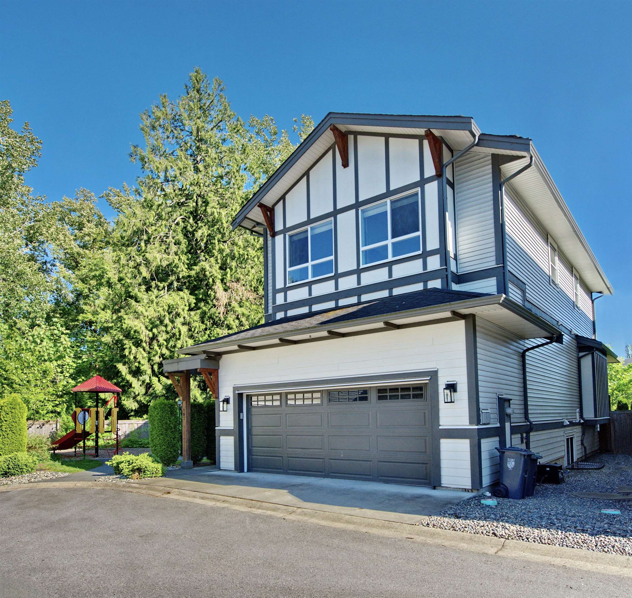 8217 204b Street #107, Langley, BC V2Y 0Z8