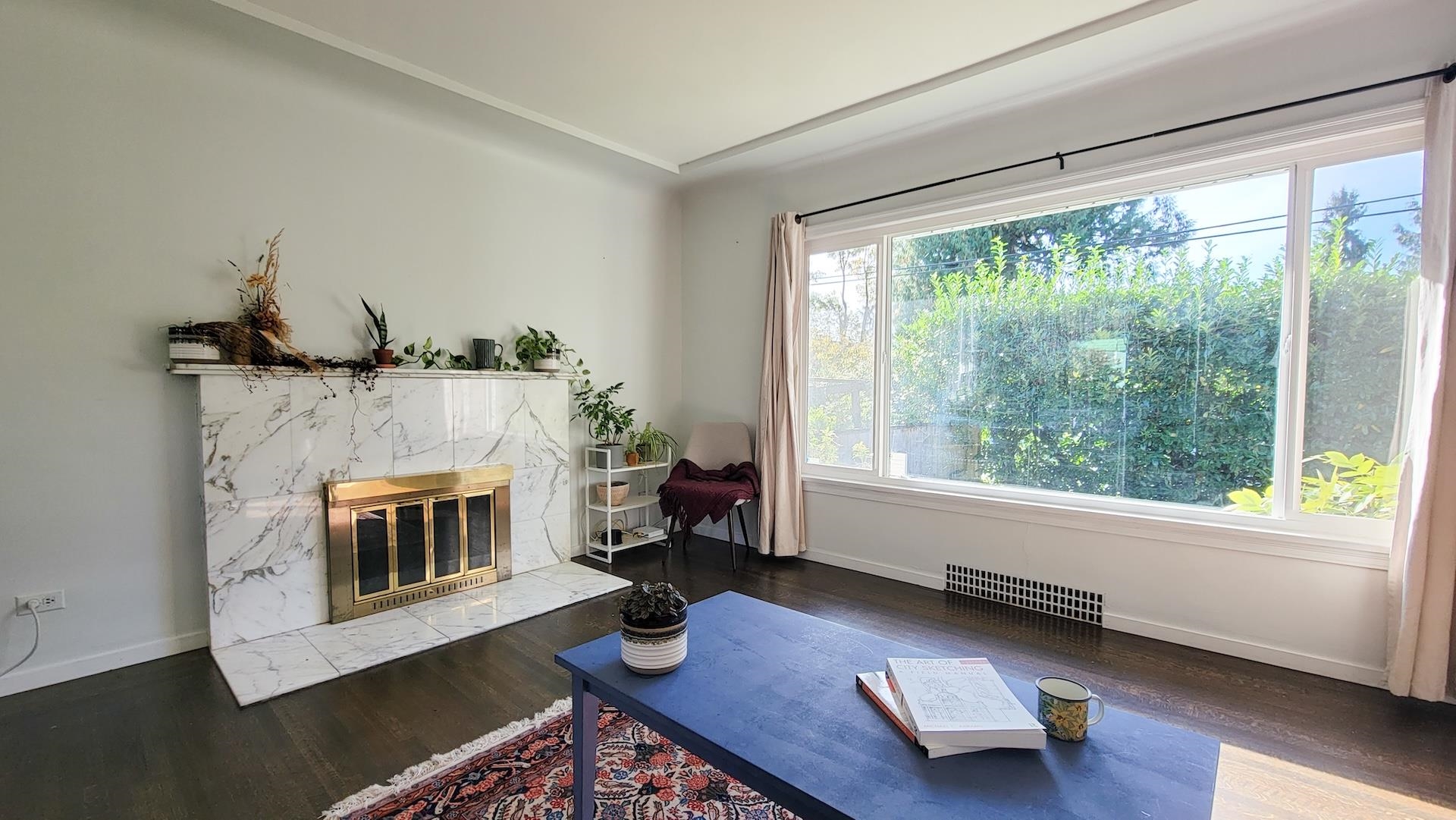 442 West 23 Street, North Vancouver, BC V7M 2B7