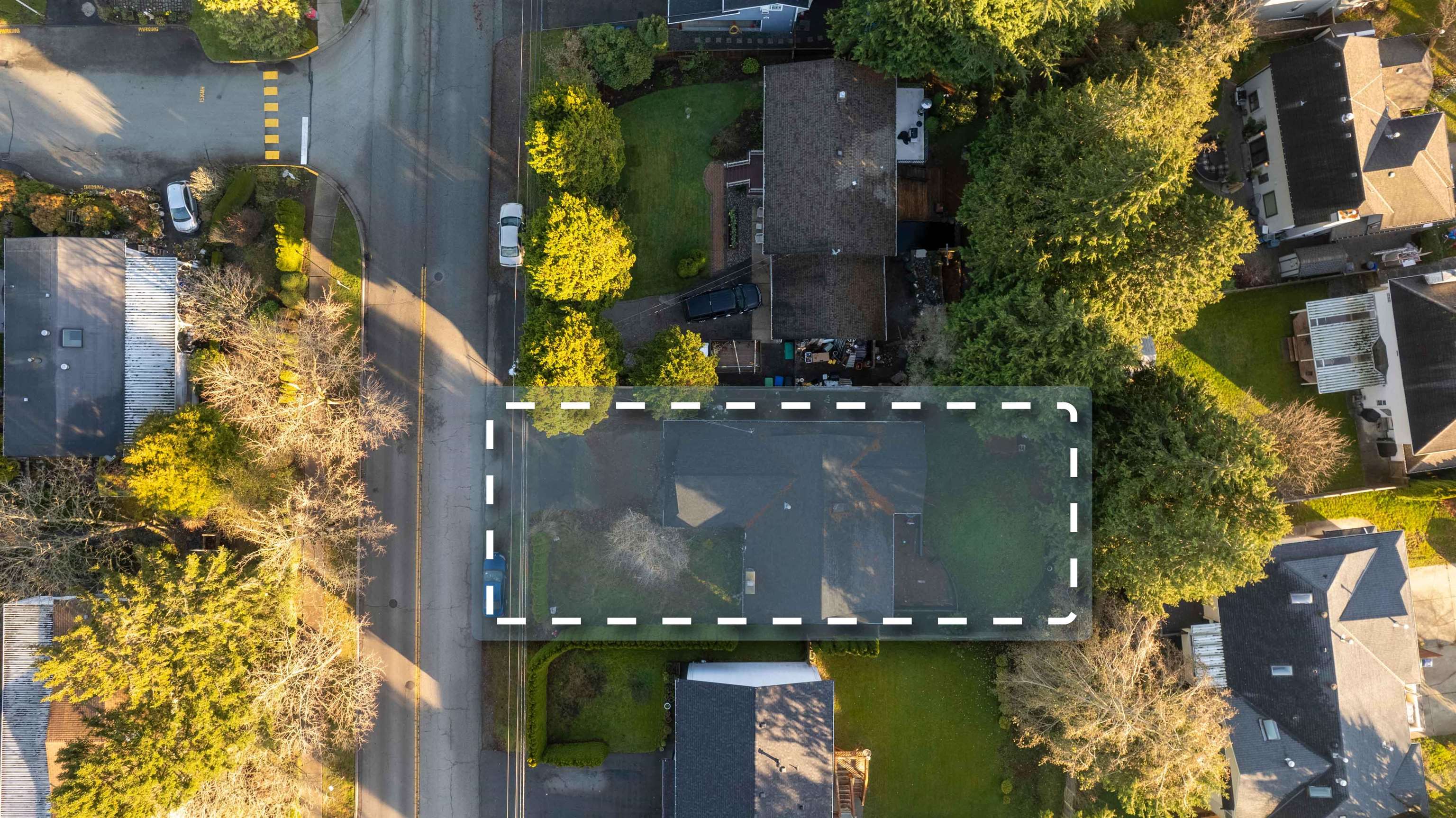 20 Avenue, Surrey, BC V4A 2B2