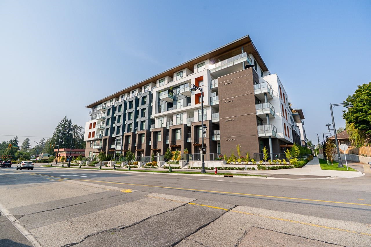 10829 140 Street #e302, Surrey, BC V3R 0H4