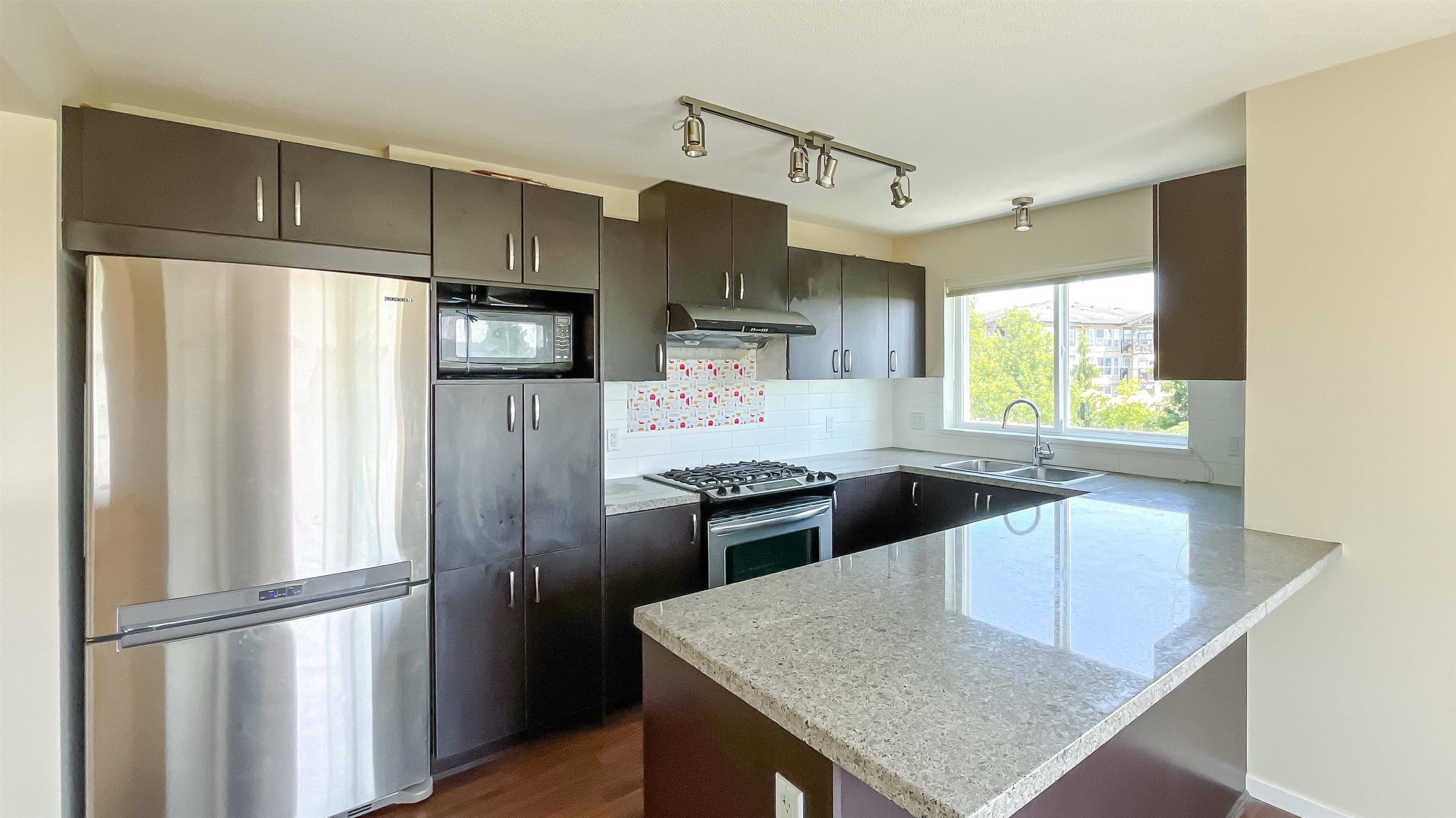 3050 Dayanee Springs Boulevard #203, Coquitlam, BC V3E 0A2