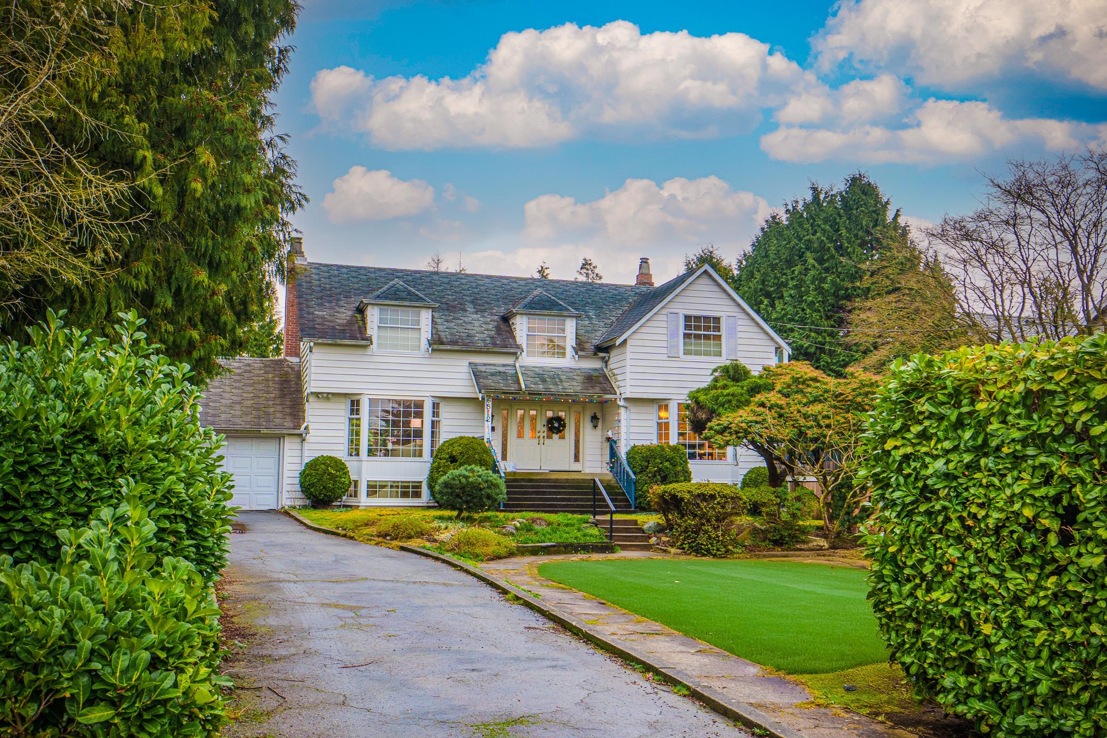 6812 Arbutus Street, Vancouver, BC V6P 5S7