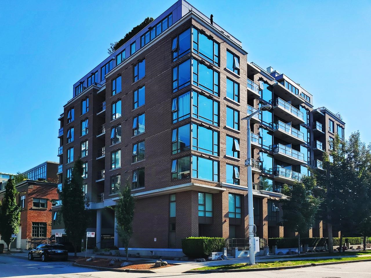 1919 Wylie Street #202, Vancouver, BC V5Y 0E7