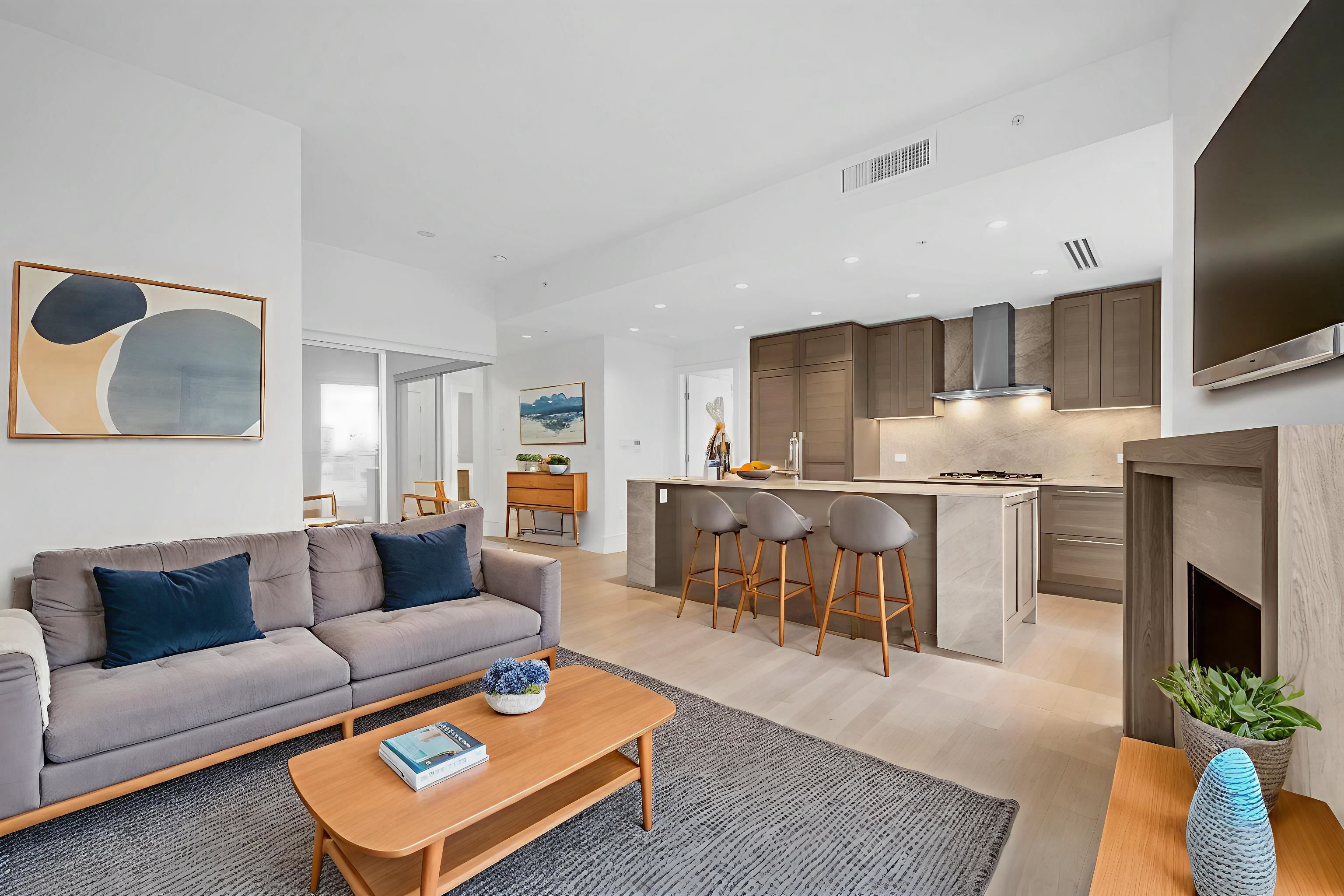 1500 Martin Street #804, White Rock, BC V4B 0C2