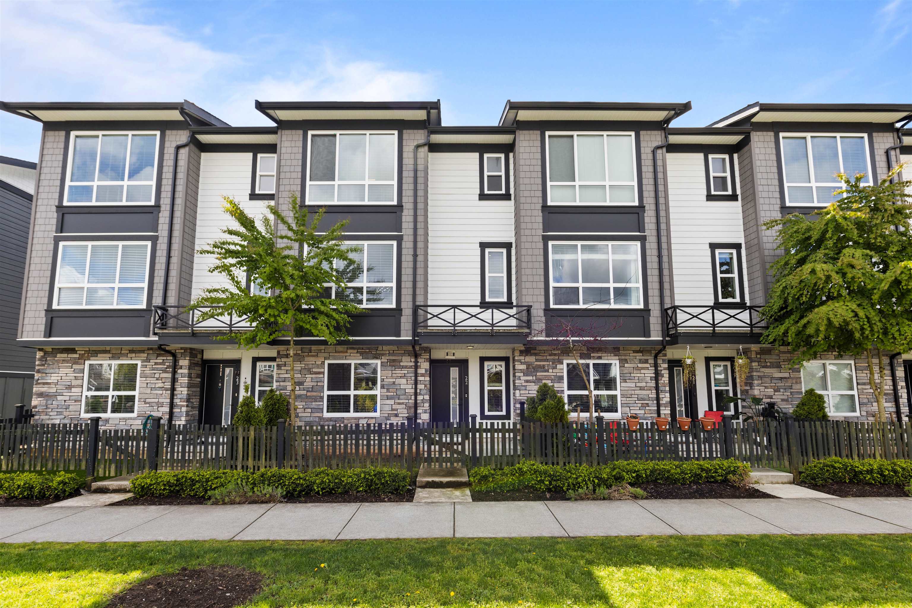 19255 Aloha Drive #22, Surrey, BC V4N 6T8