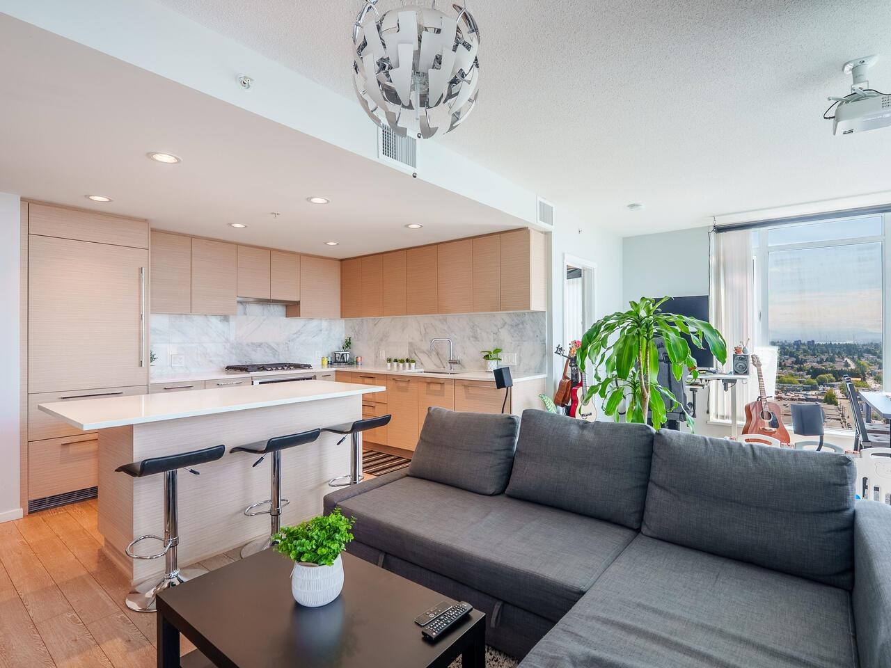 6700 Dunblane Avenue #2708, Burnaby, BC V5H 0J3