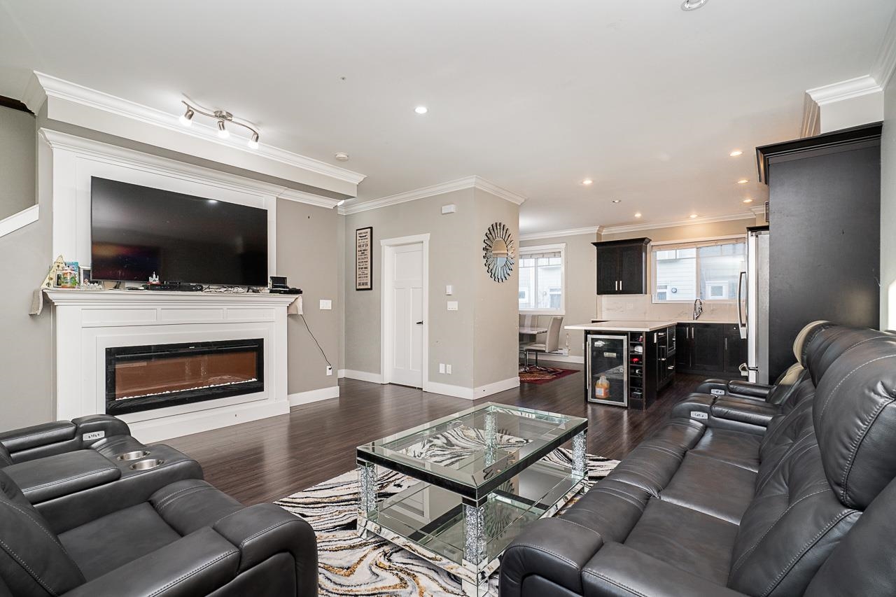 14285 64 Avenue #4, Surrey, BC V3W 1Z2