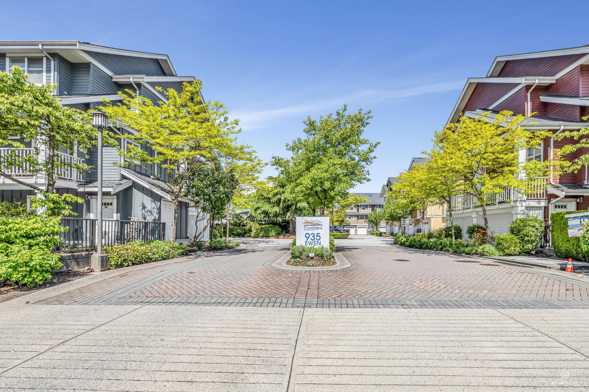 935 Ewen Avenue #8, New Westminster, BC V3M 0A1