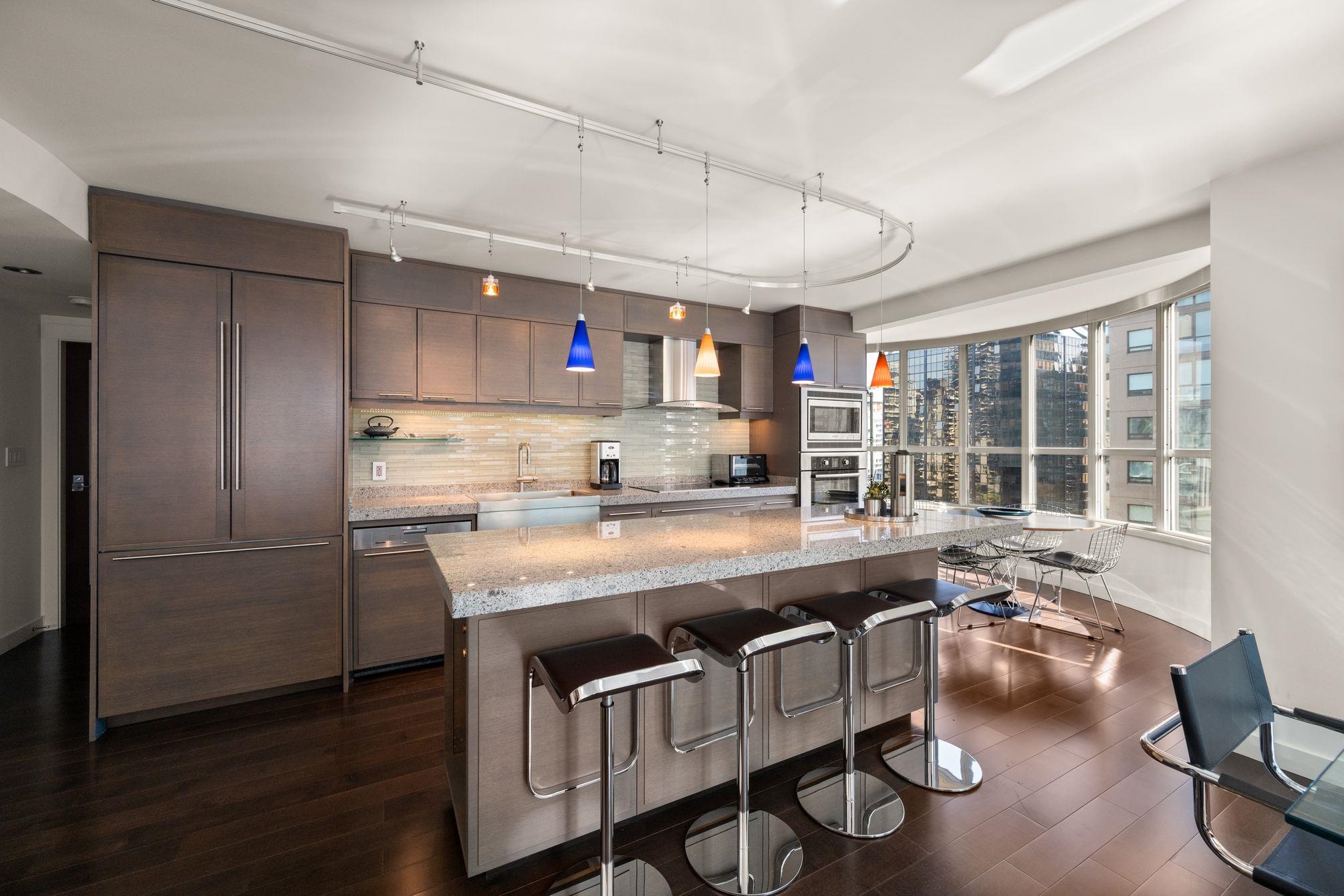 717 Jervis Street #602, Vancouver, BC V6E 4L5