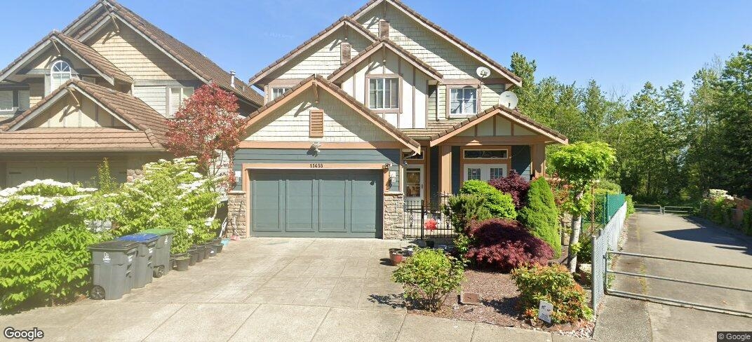 154a Street, Surrey, BC V3R 2V7