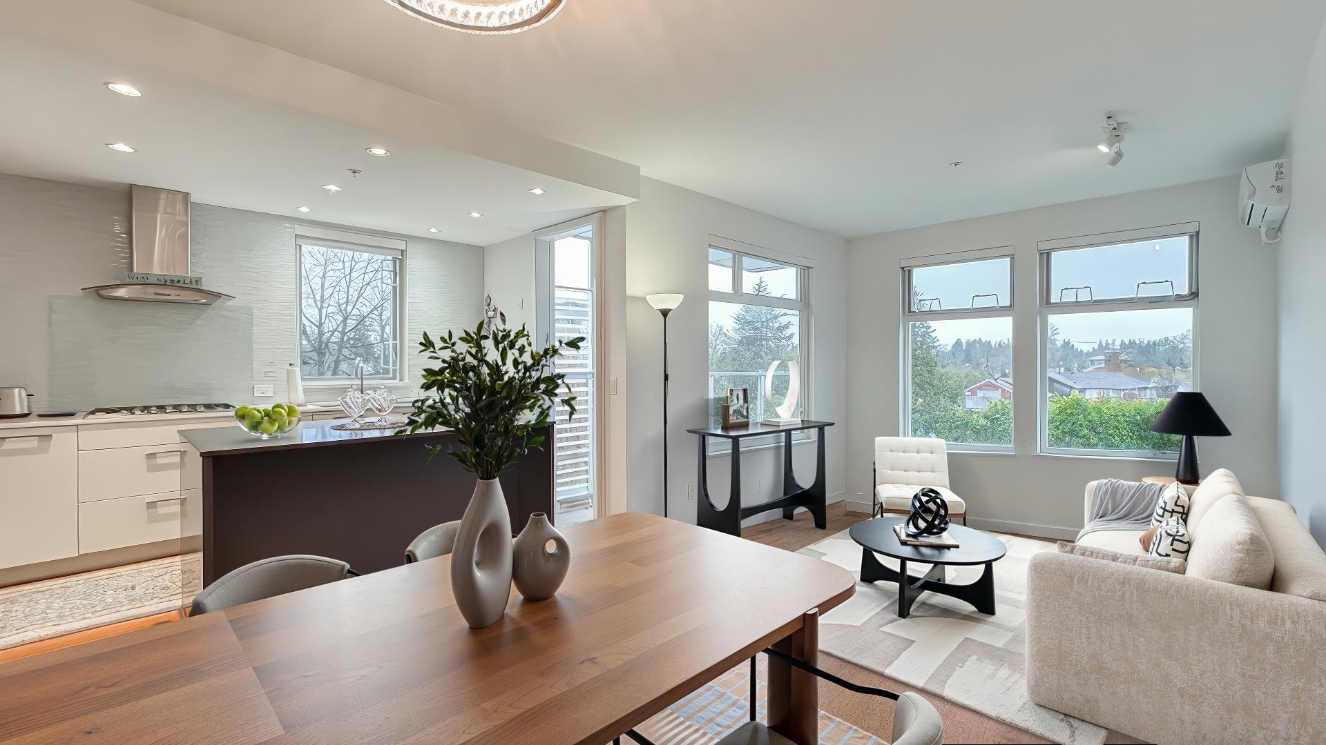 4867 Cambie Street #505, Vancouver, BC V5Z 0C5