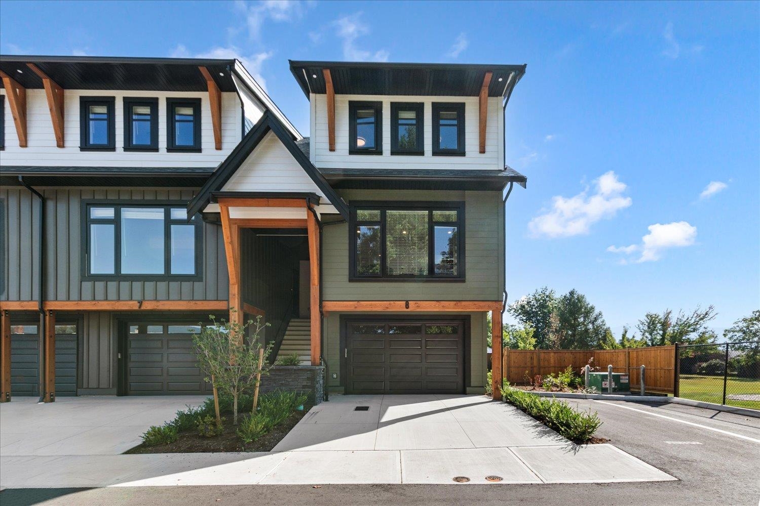 46106 Riverside Drive #8, Chilliwack, BC V2P 3K9