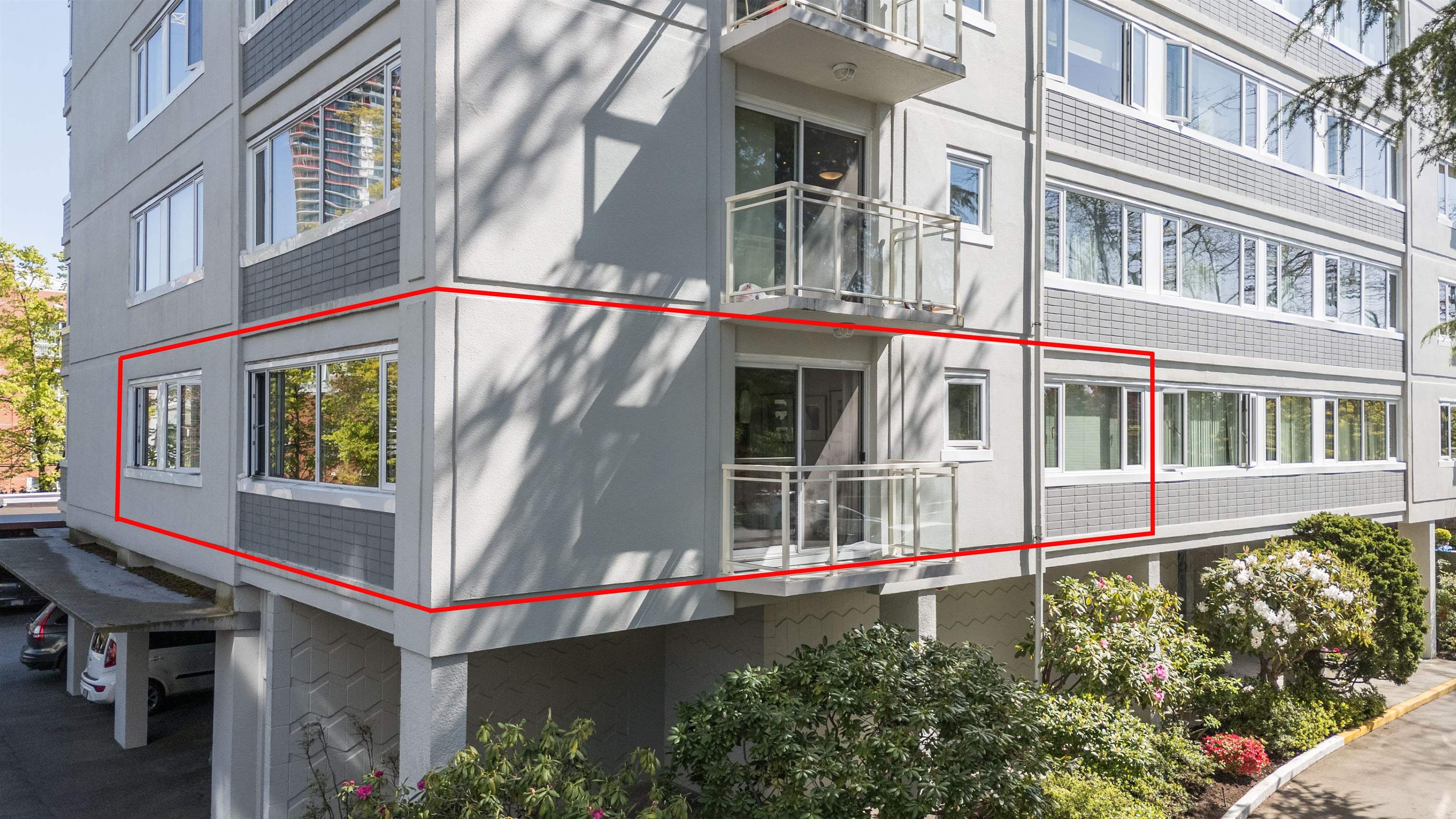 6076 Tisdall Street #101, Vancouver, BC V5Z 3N2