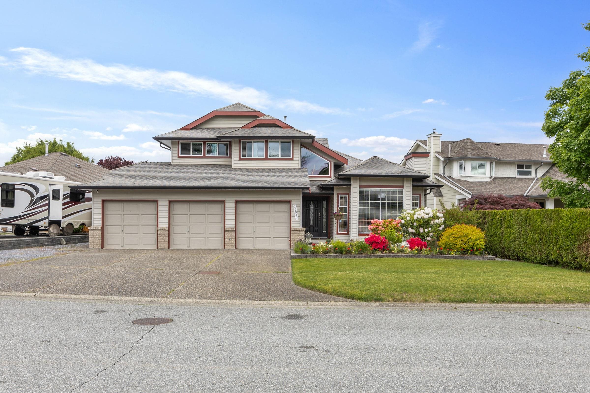 12019 Chestnut Crescent, Pitt Meadows, BC V3Y 2L6