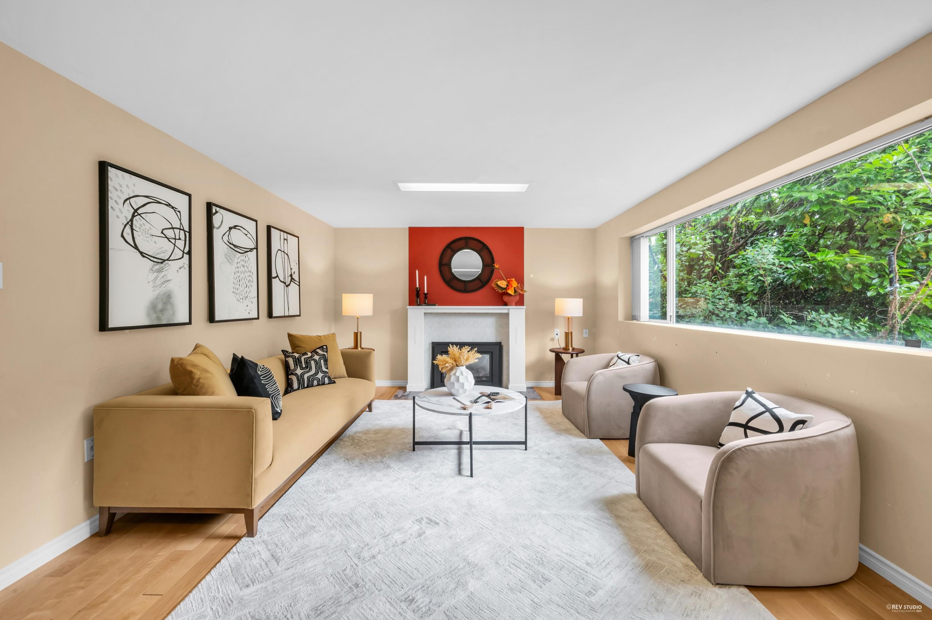 2705 Henry Street, Port Moody, BC V3H 2J8
