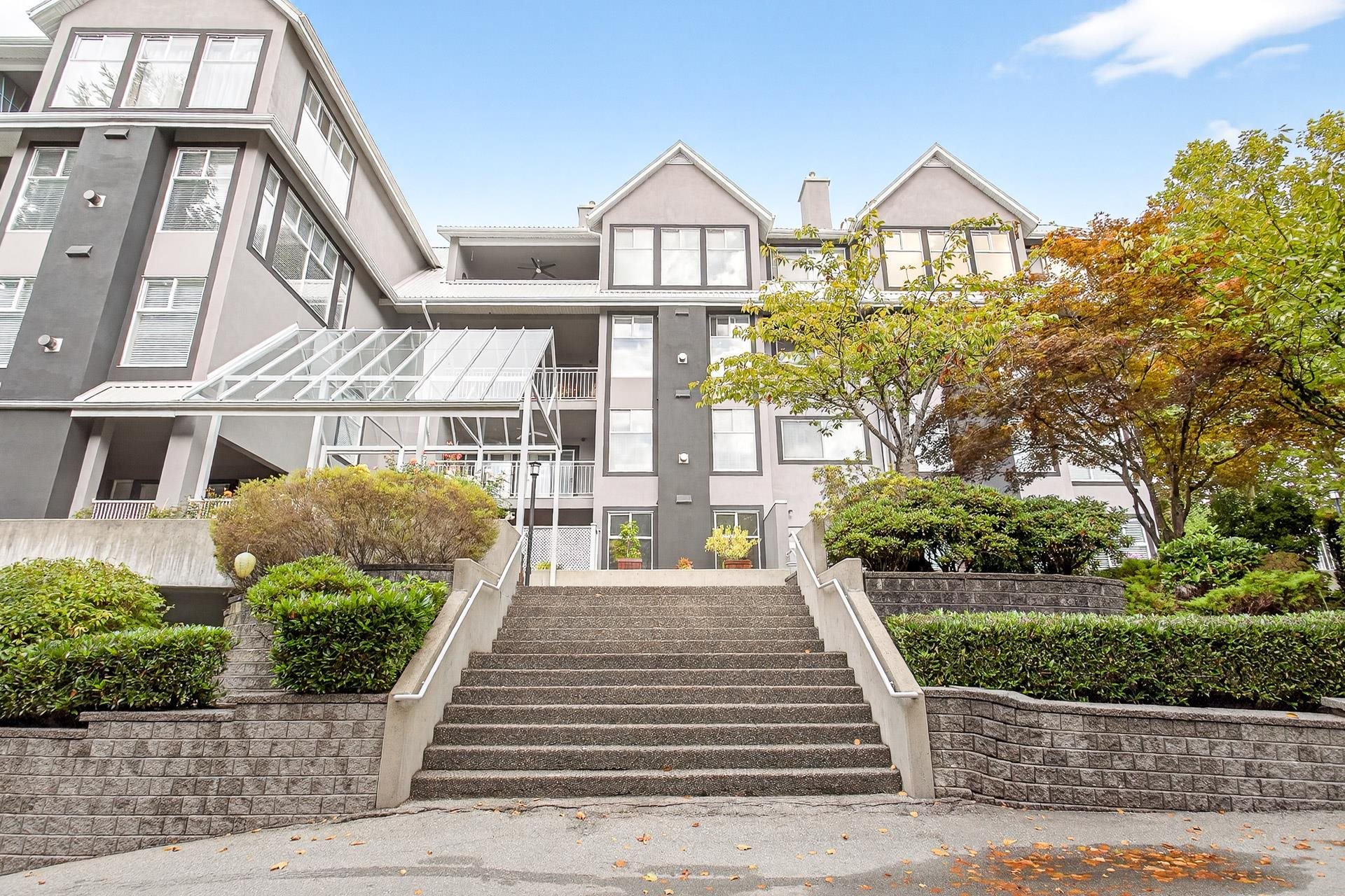 11609 227 Street #304, Maple Ridge, BC V2X 2L9