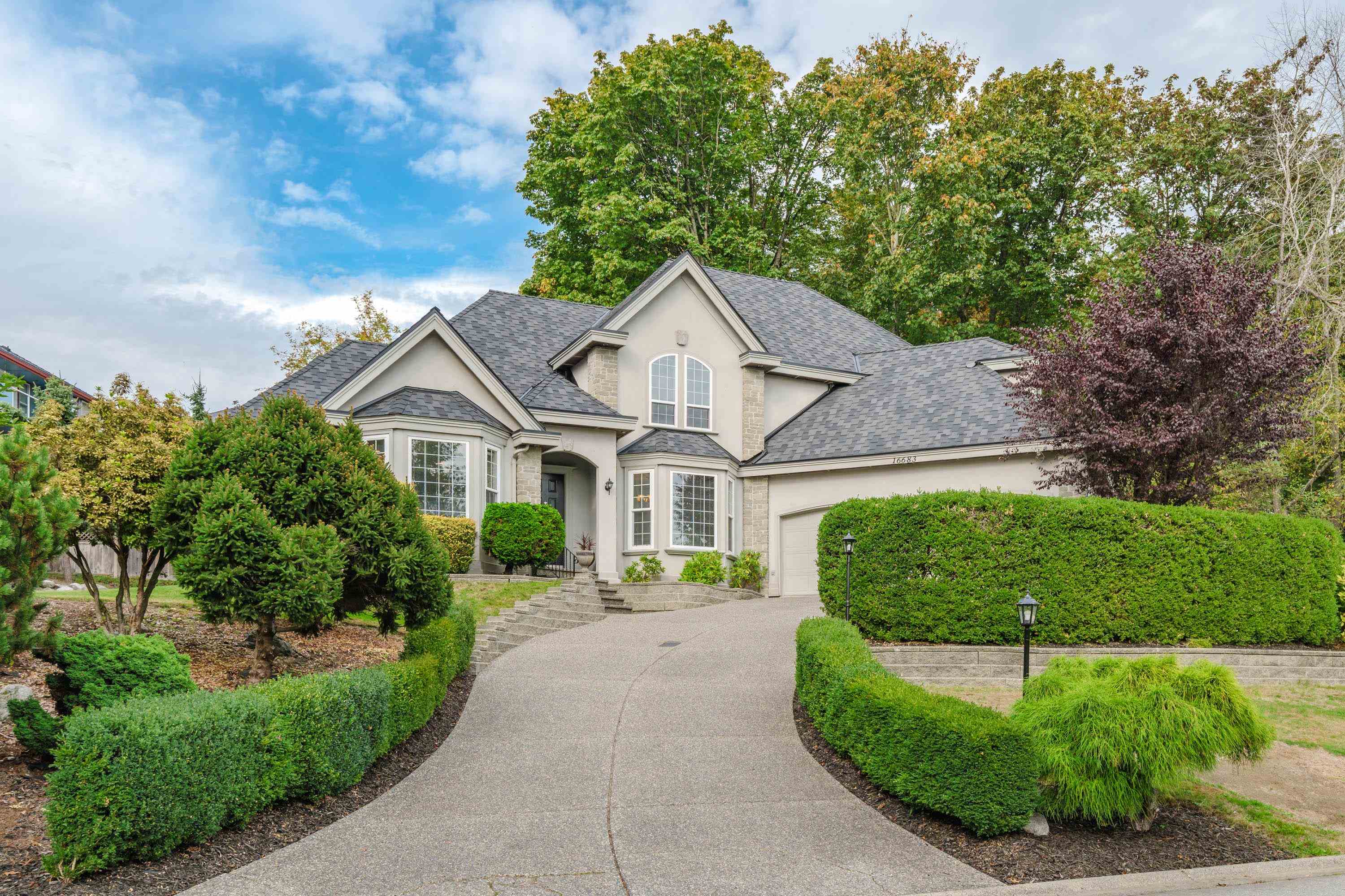 77 Avenue, Surrey, BC V4N 0L3