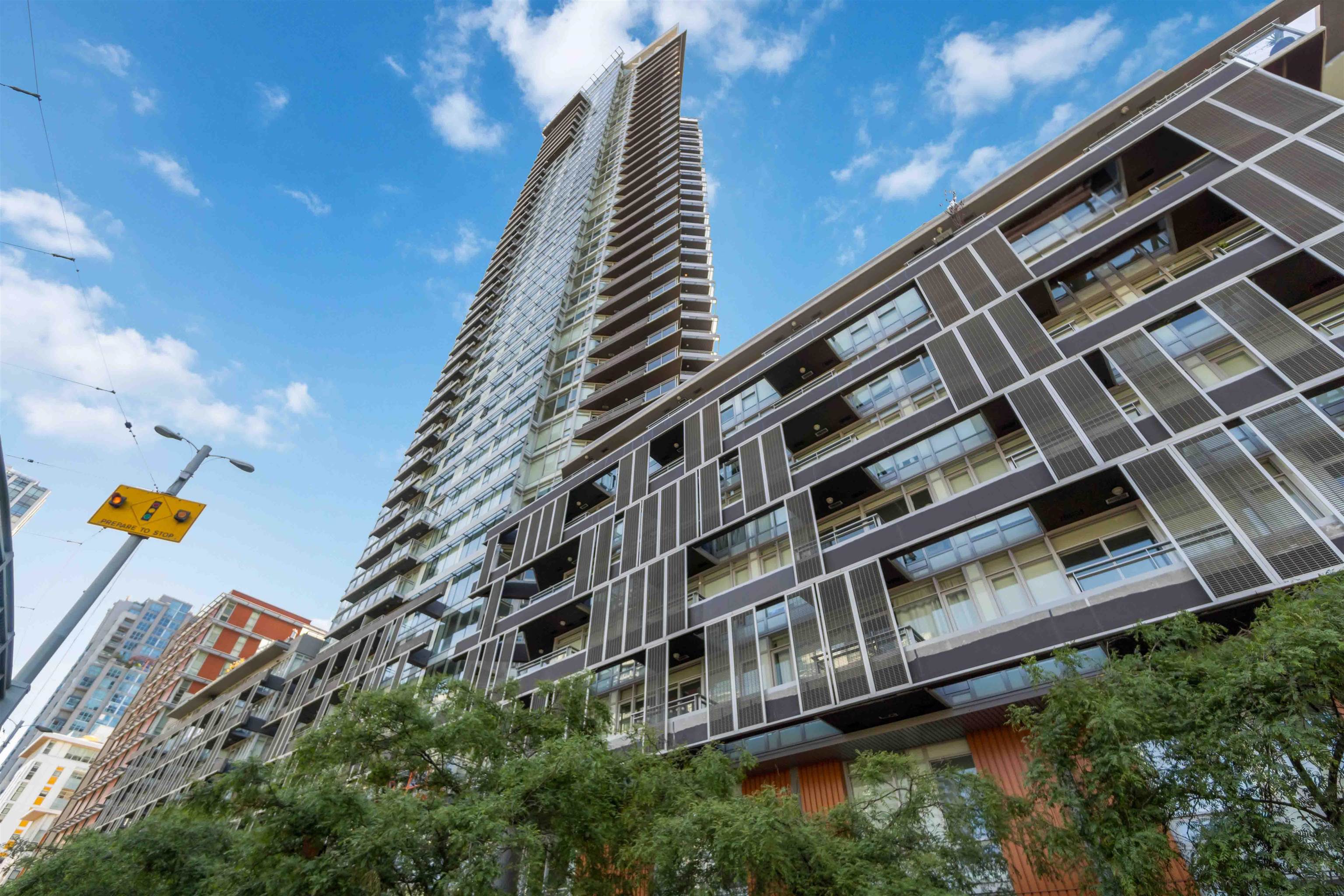 1372 Seymour Street #1205, Vancouver, BC V6B 0L1