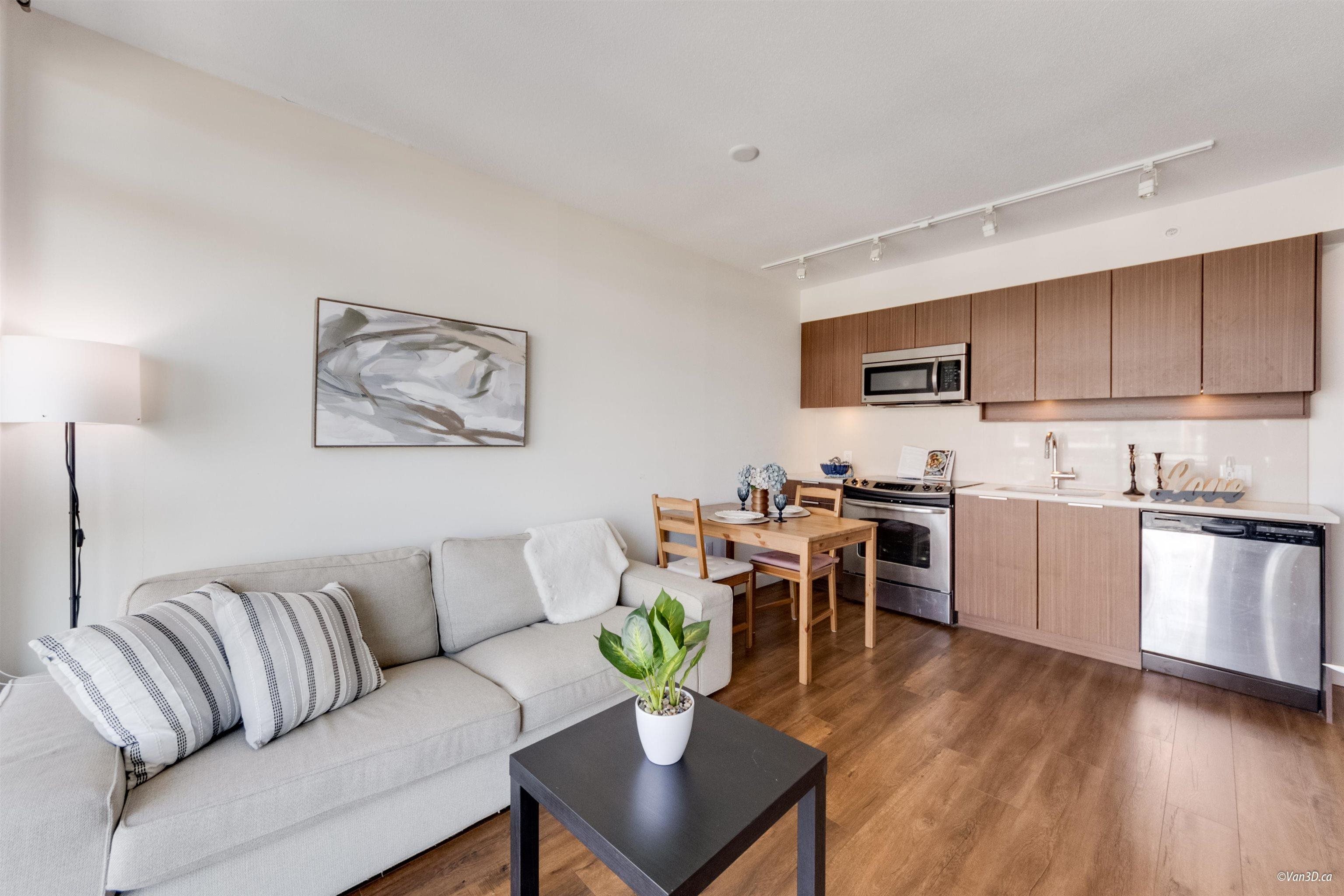 13308 Central Avenue #2502, Surrey, BC V3T 0M4