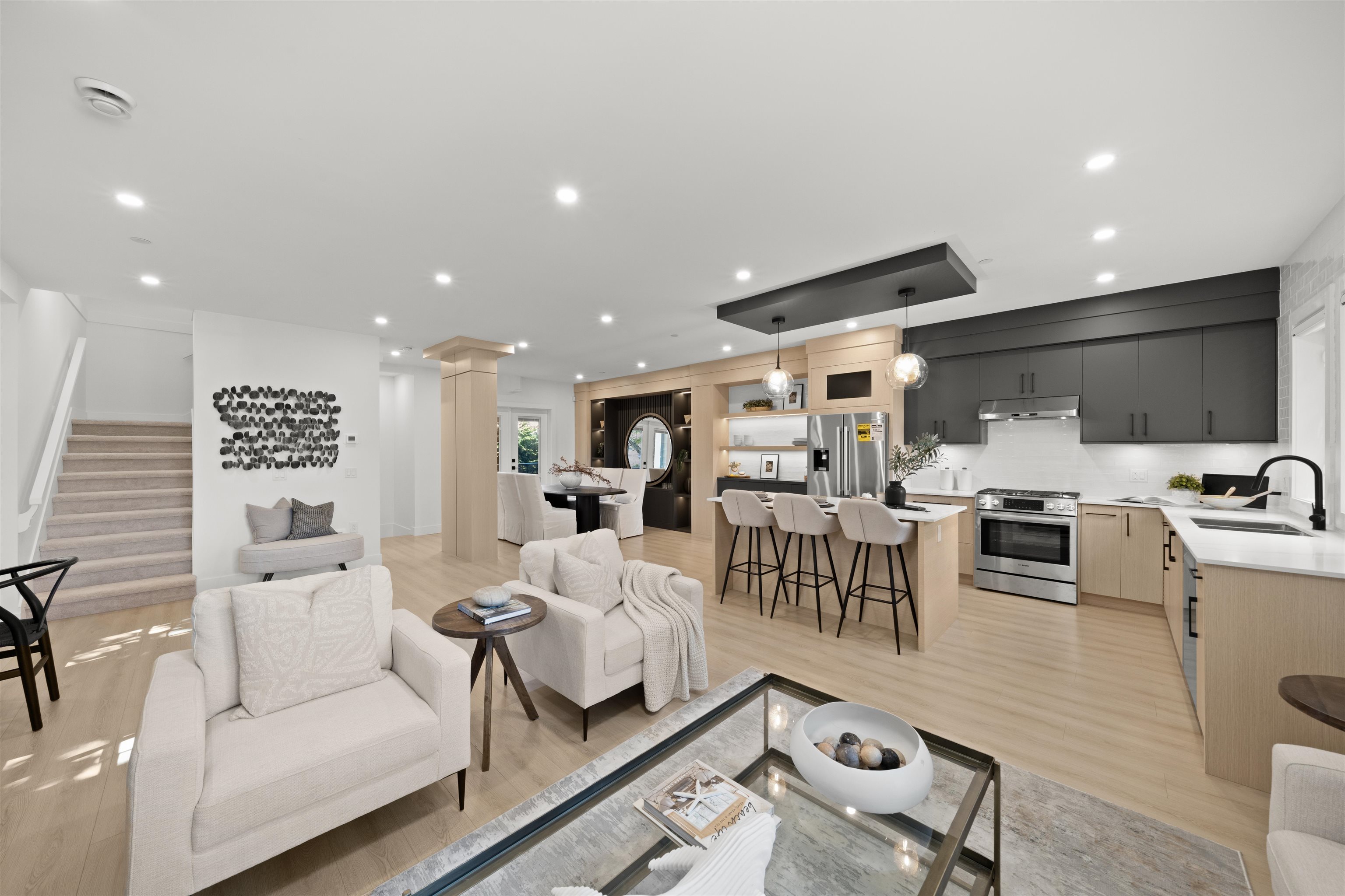 4829 48 Ave #1, Delta, BC V4K 1V2