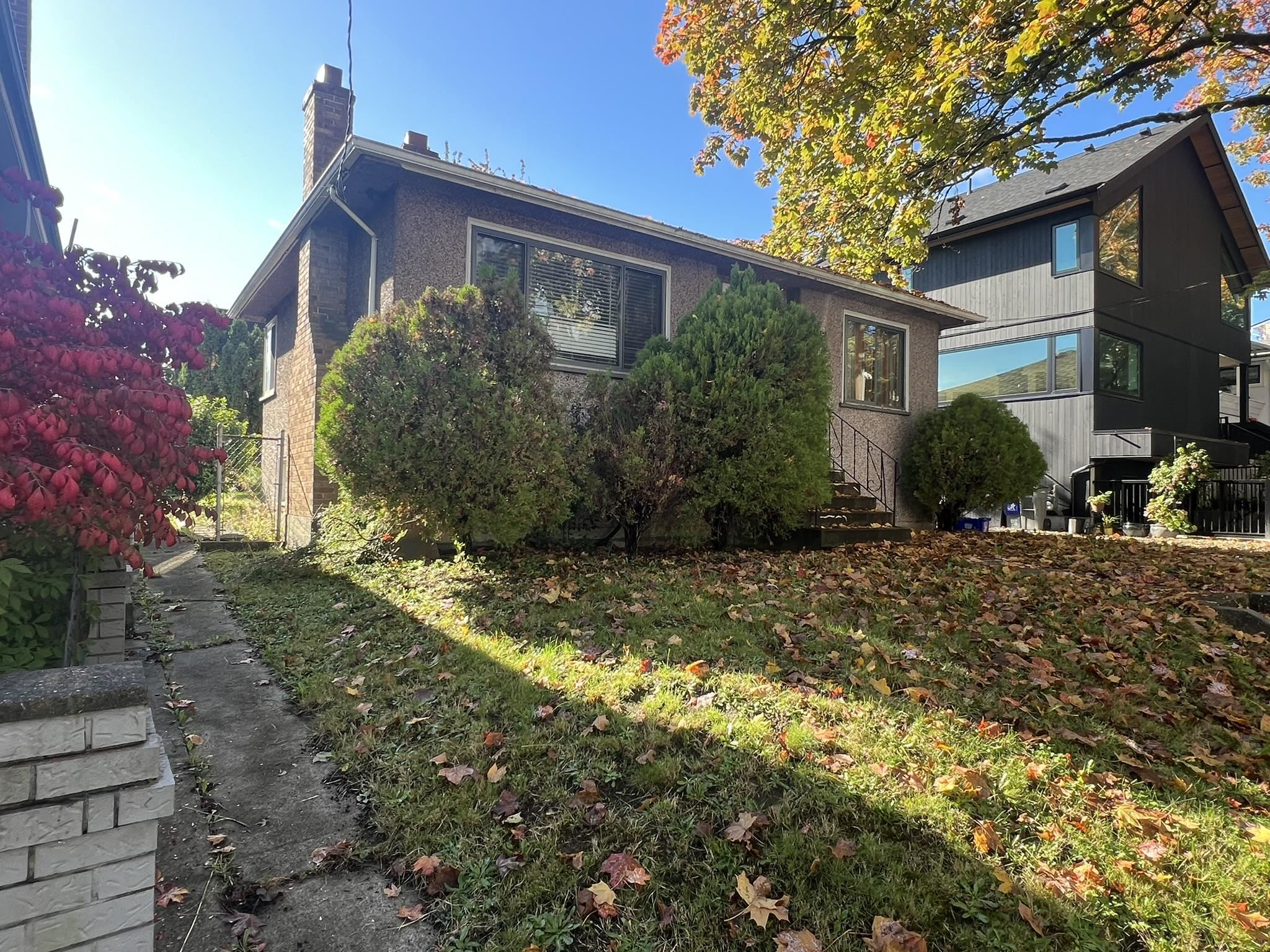 360 East 24th Avenue, Vancouver, BC V5V 1Z9