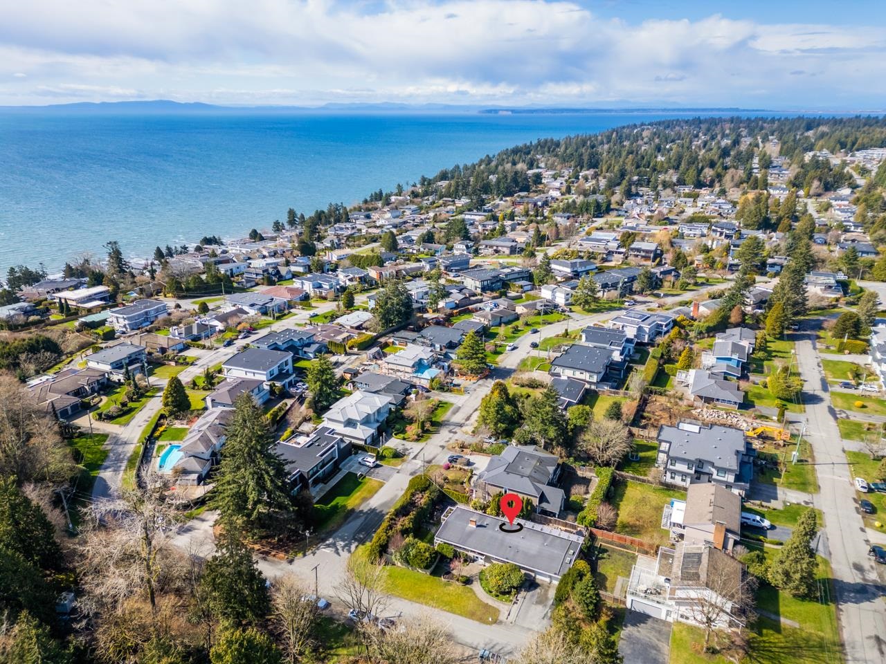 1501 High Street, White Rock, BC V4B 3N8