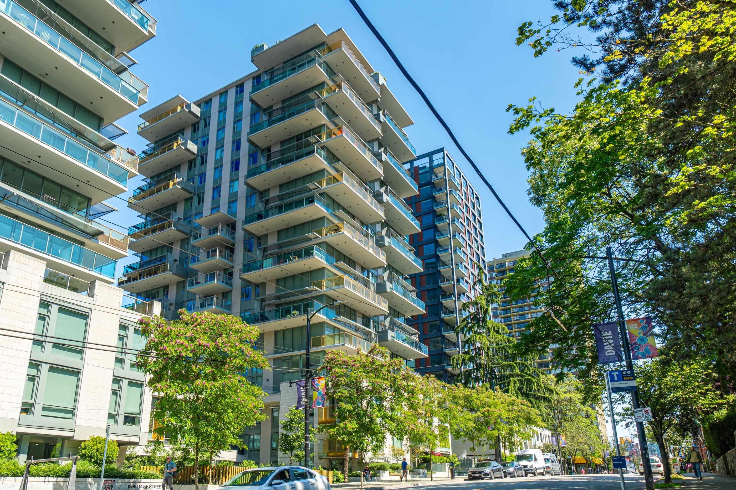 1365 Davie Street #905, Vancouver, BC V6E 1N5