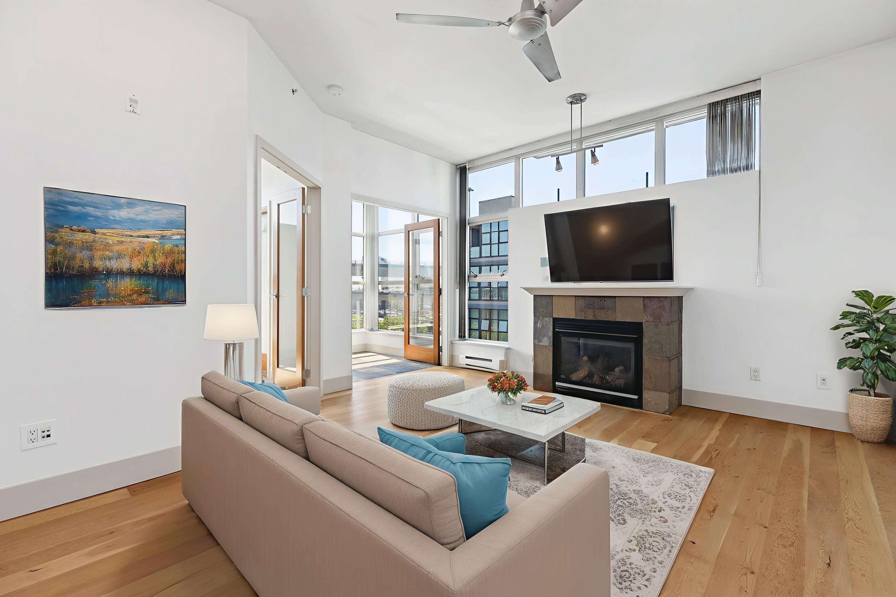 8988 Hudson Street #423, Vancouver, BC V6P 6Z1