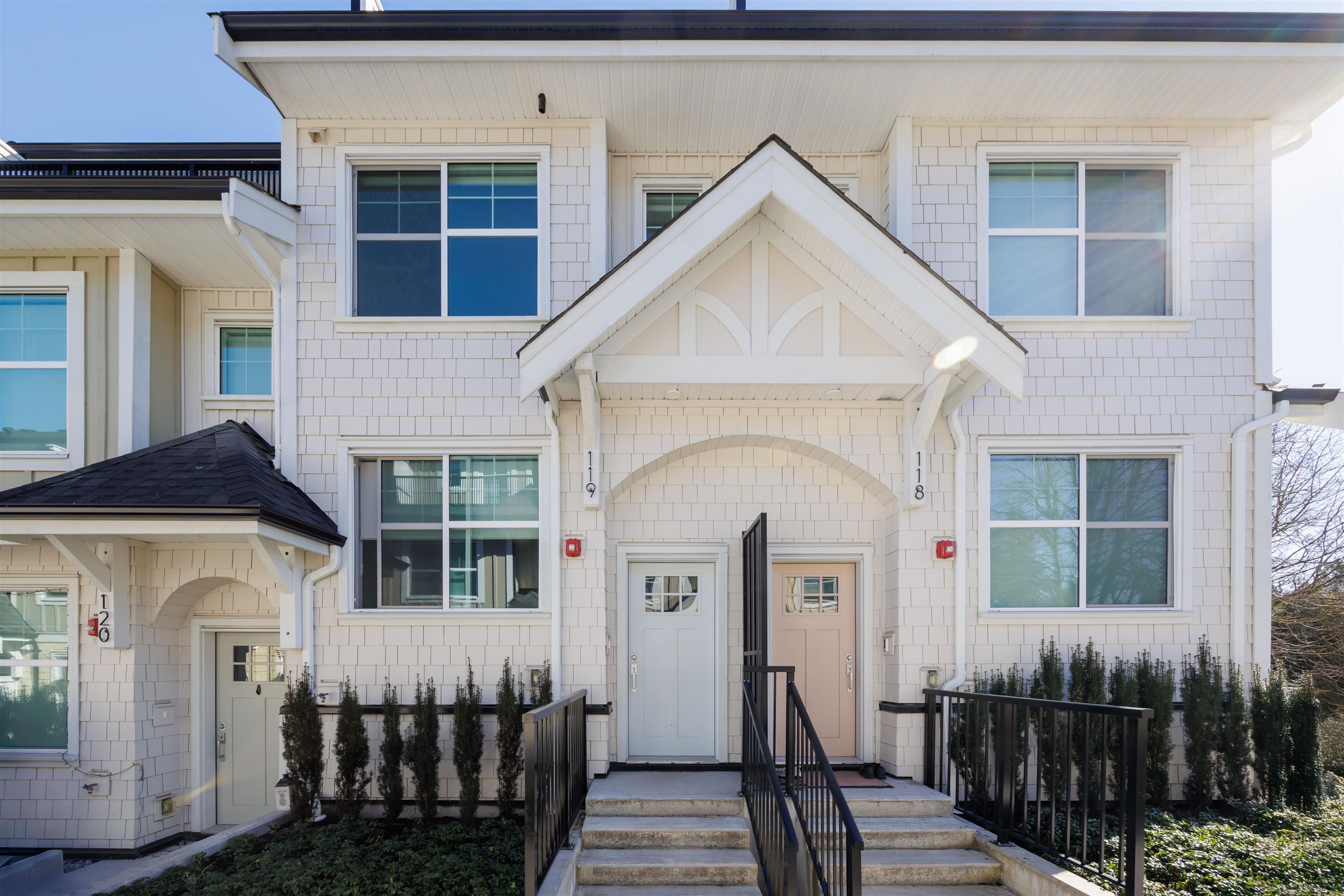 707 Robinson Street #119, Coquitlam, BC V3J 0M9