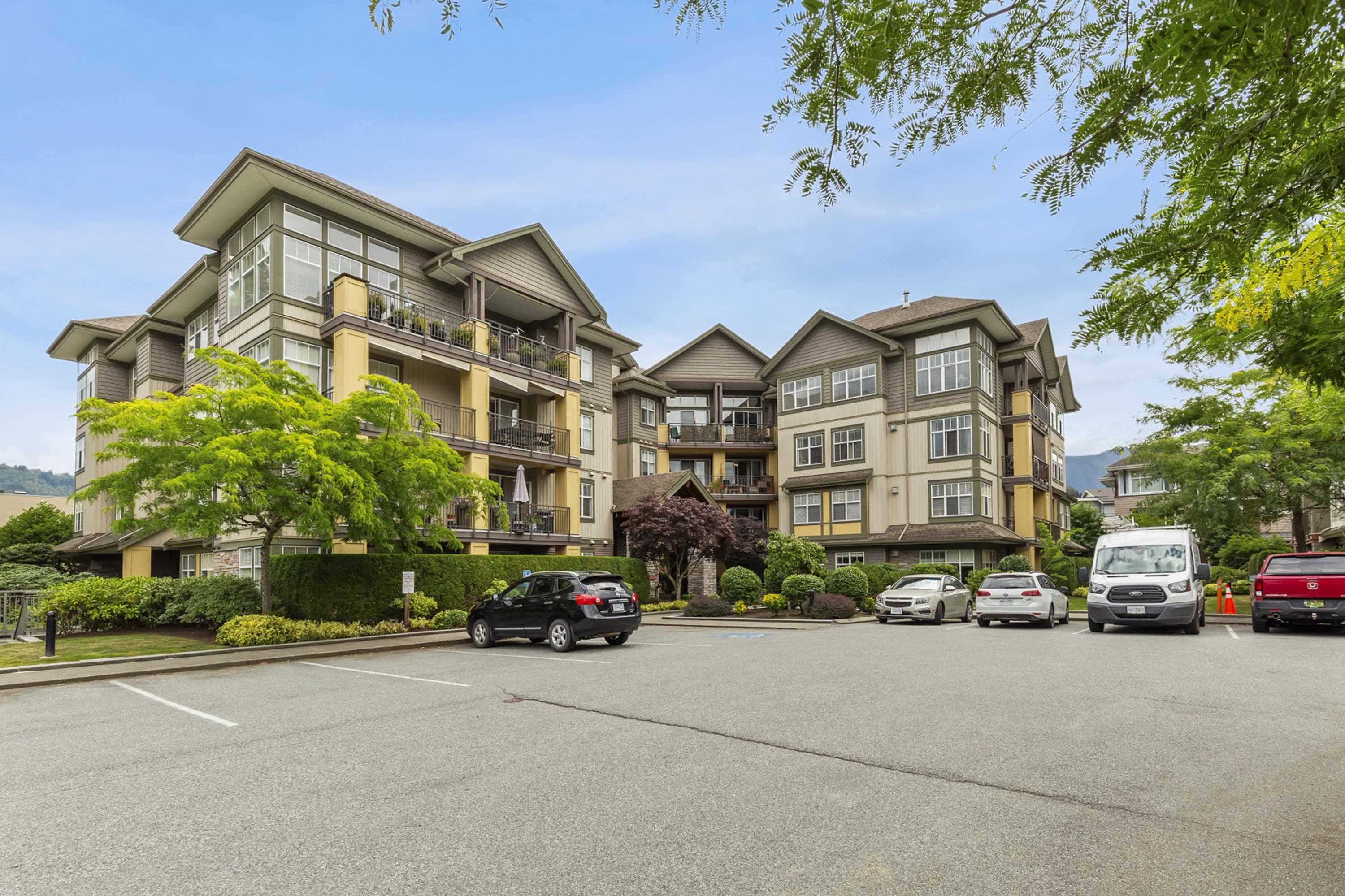 45595 Tamihi Way #302b, Chilliwack, BC V2R 0G3