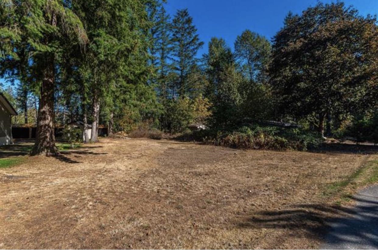 45981 Linzey Rd, Cultus Lake, BC V2R 5A8