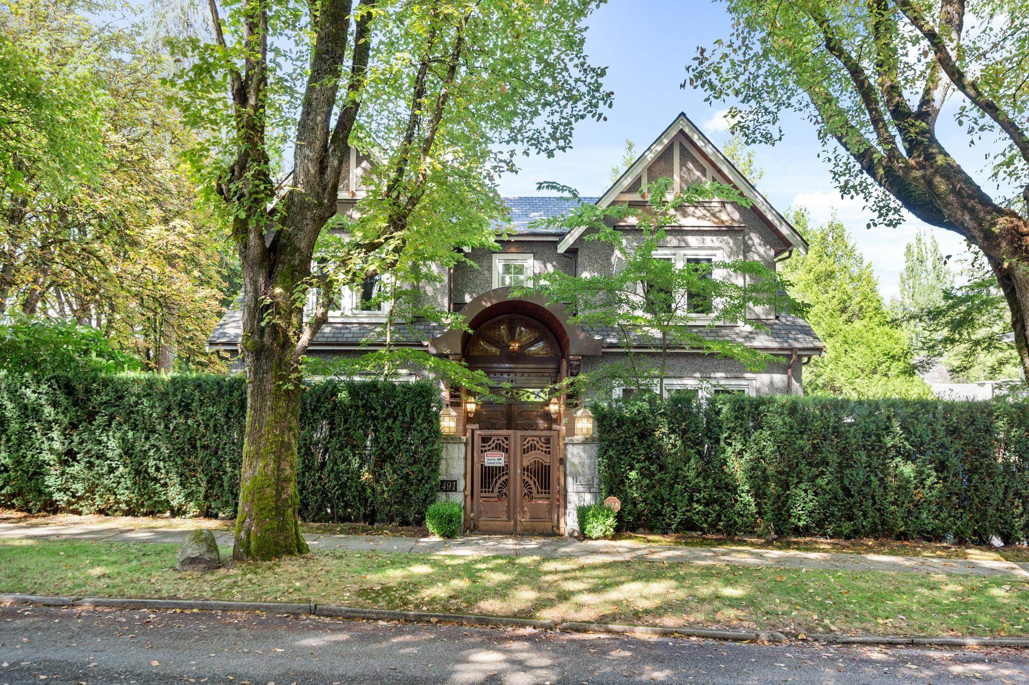 1491 West 26th Avenue, Vancouver, BC V6H 2B3