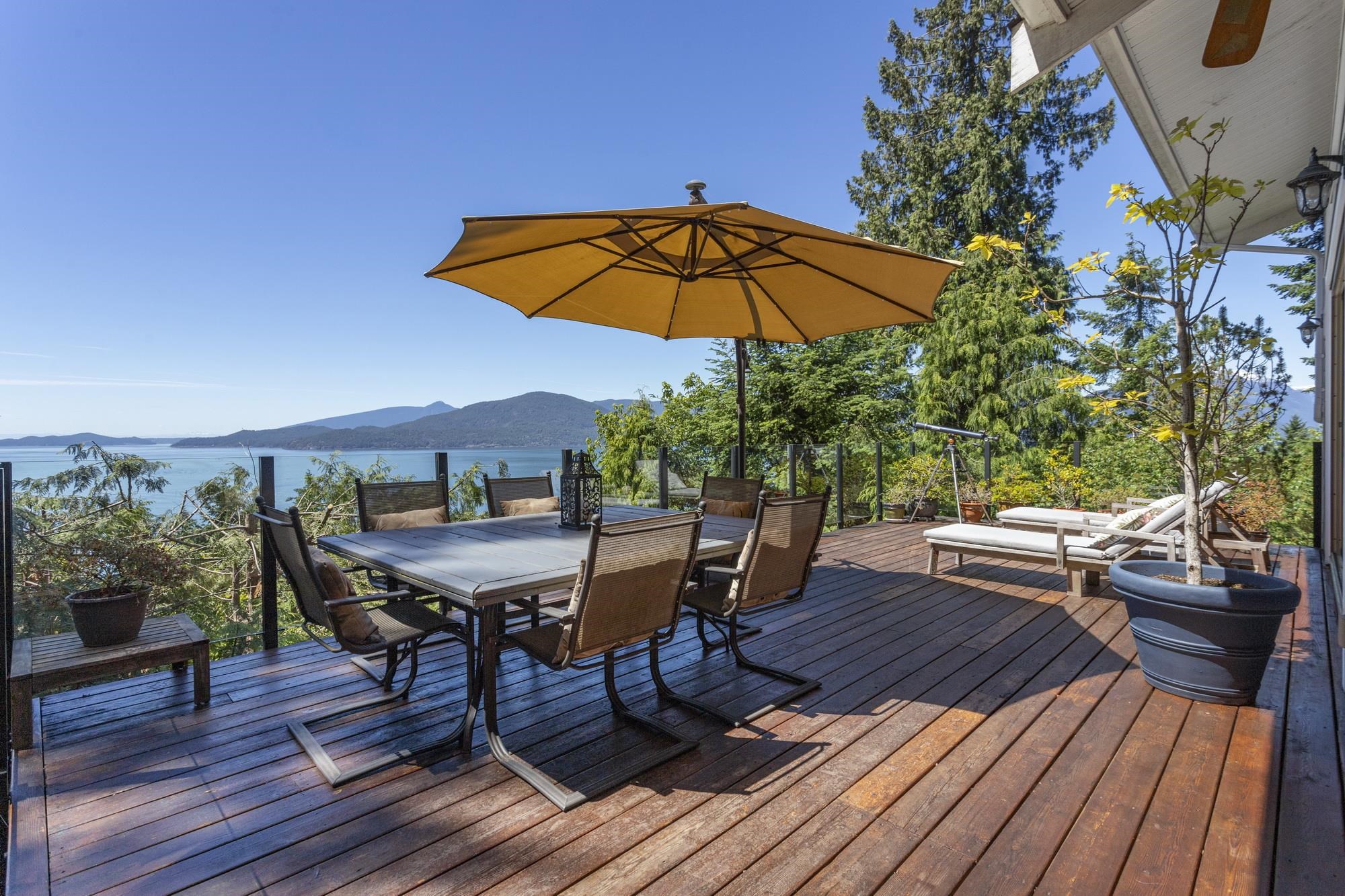 220 Panorama Road, Lions Bay, BC V0N 2E0