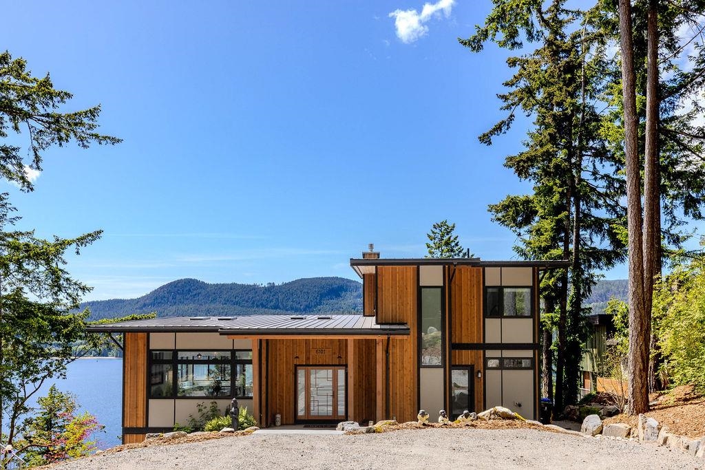 6099 Coracle Drive #6101, Sechelt, BC V7Z 0C9