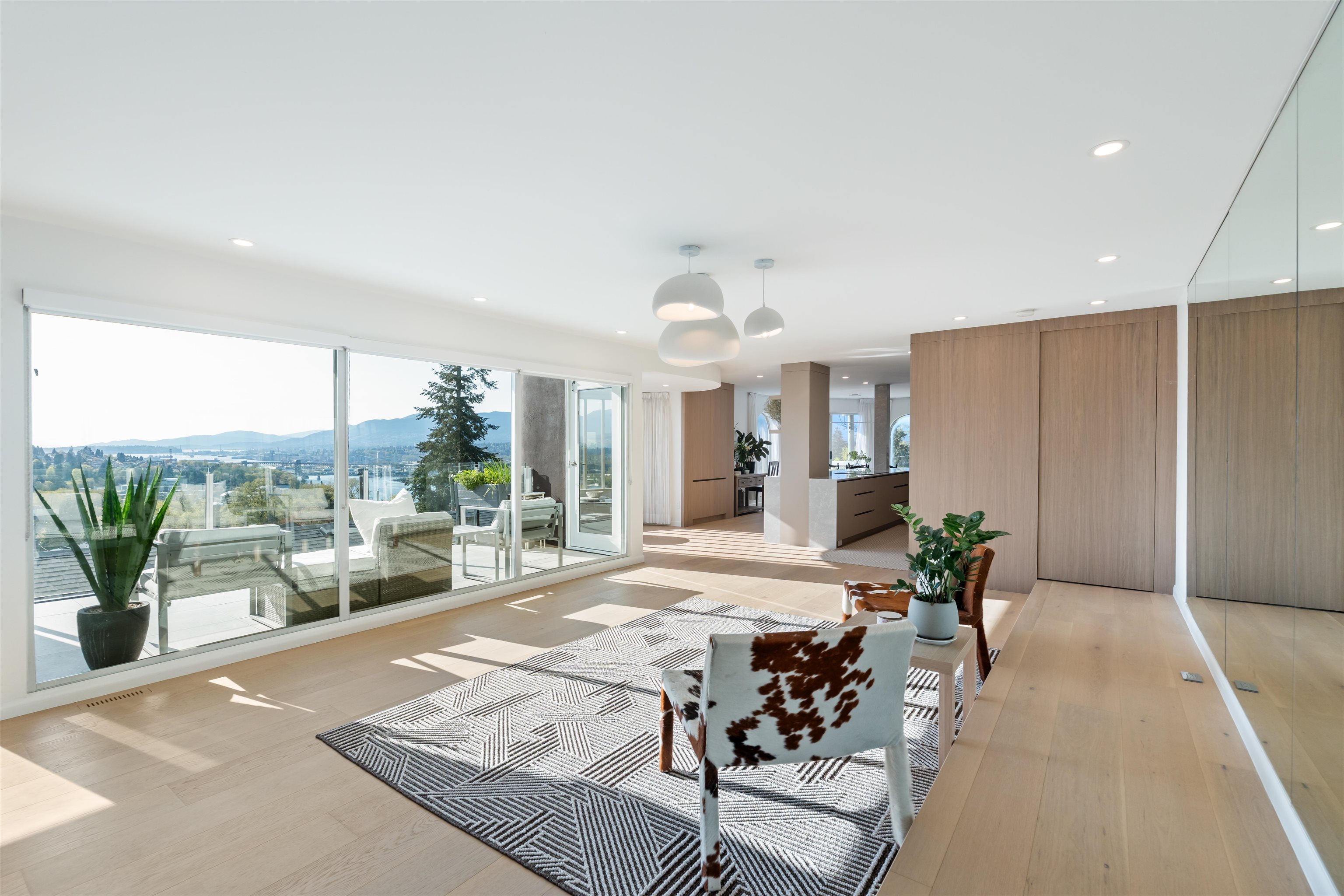 4863 Cambridge Street, Burnaby, BC V5C 1H9