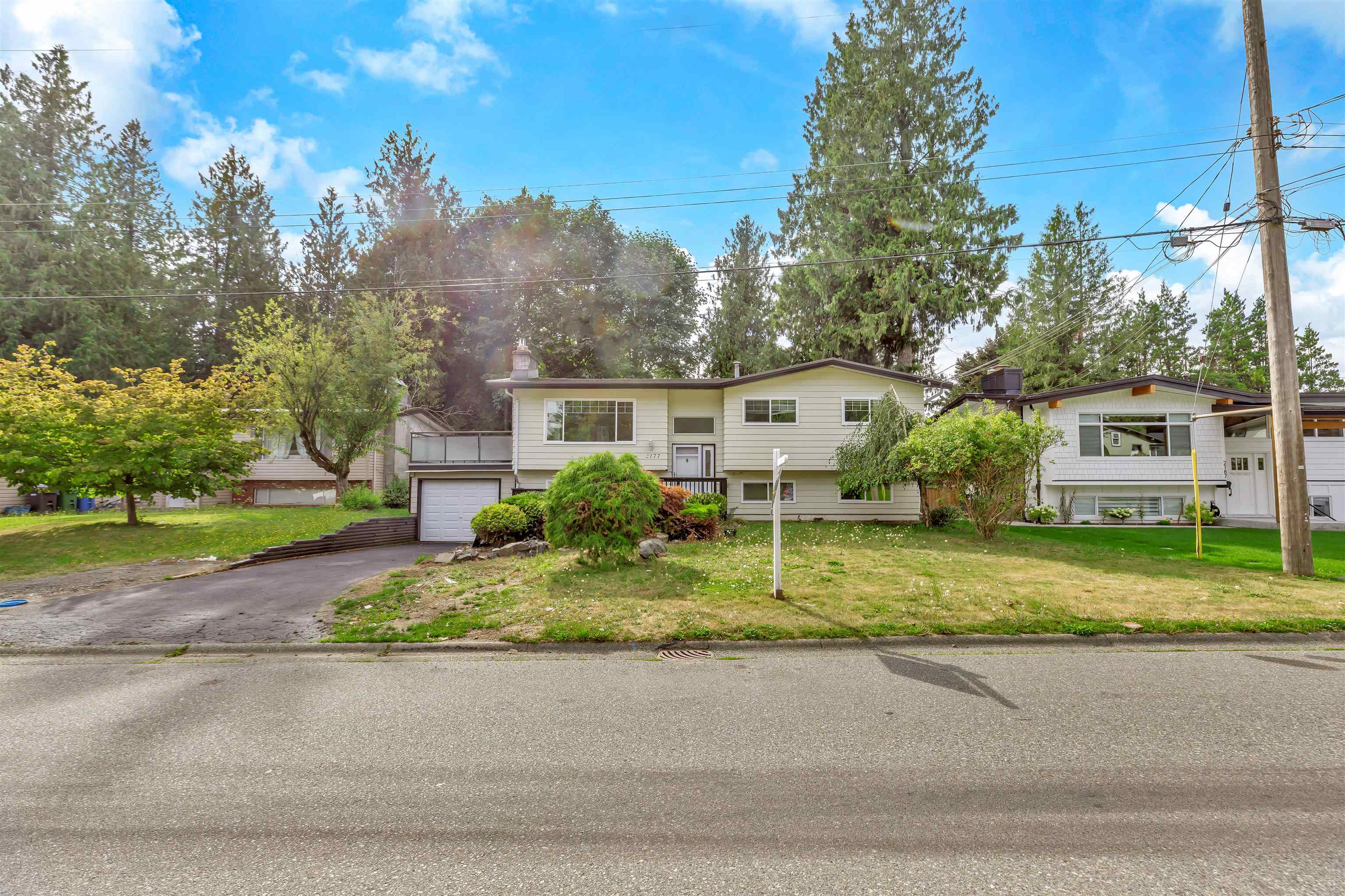 2177 Guilford Drive, Abbotsford, BC V2S 4Z3