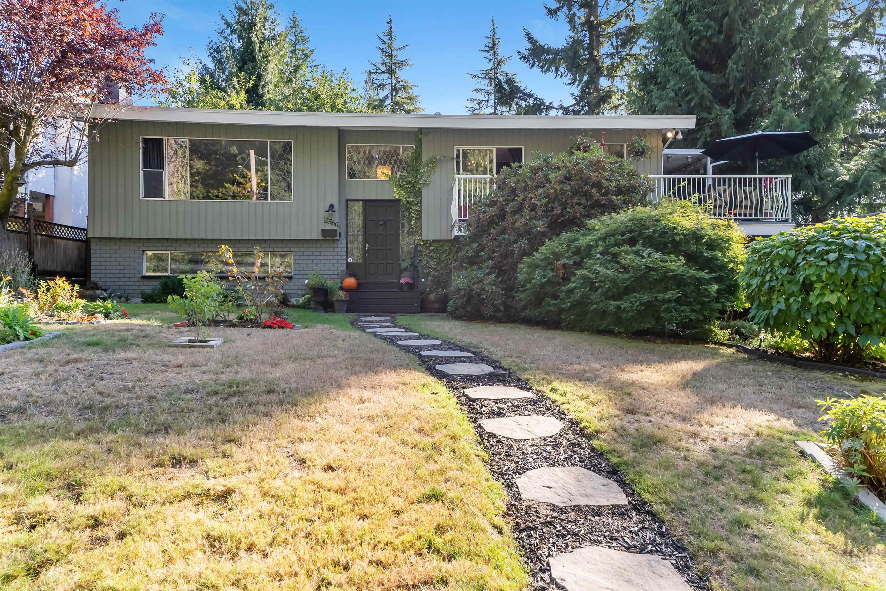 2560 Haversley Avenue, Coquitlam, BC V3J 1W5