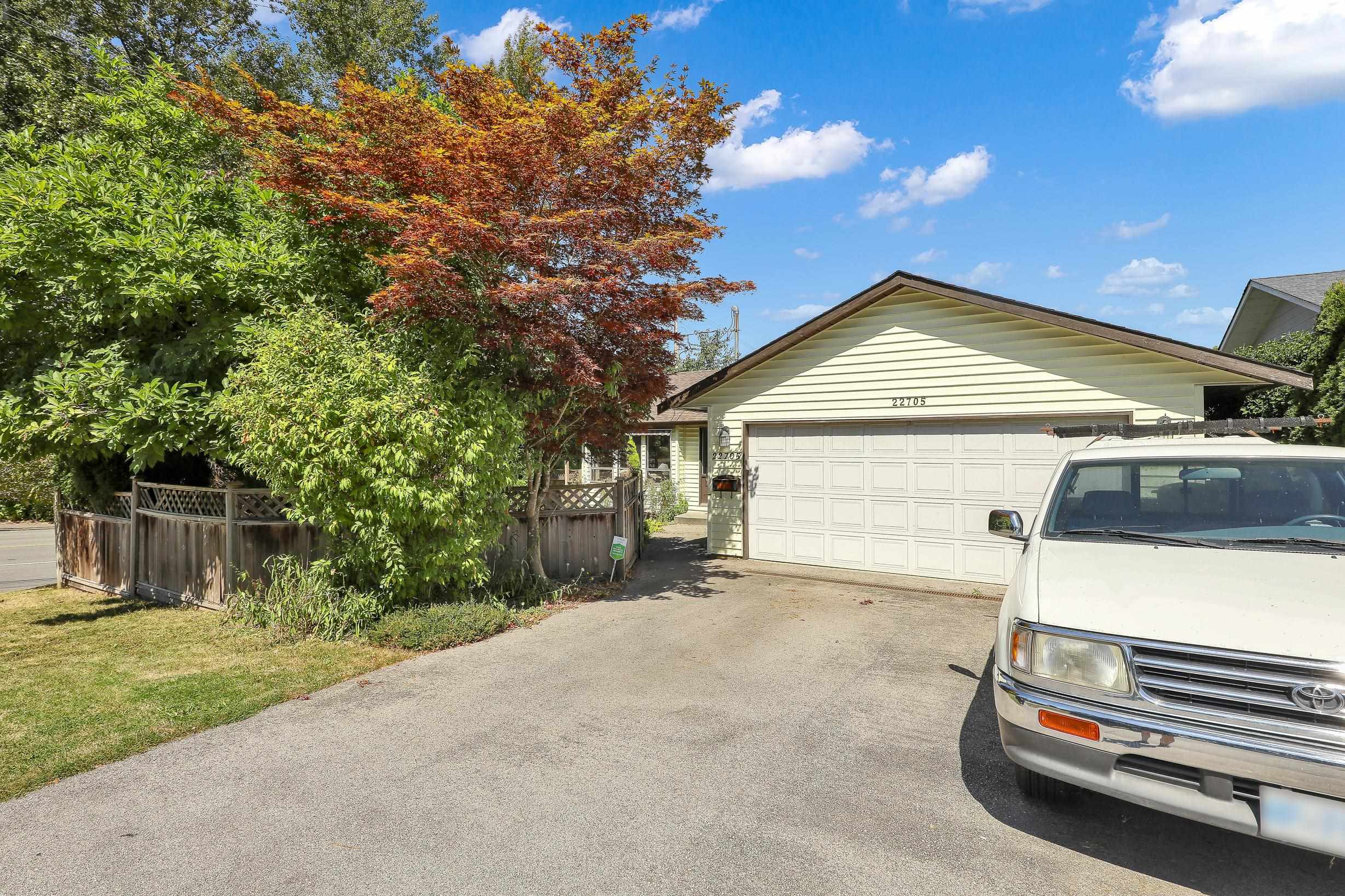 124 Avenue, Maple Ridge, BC V2X 4K2