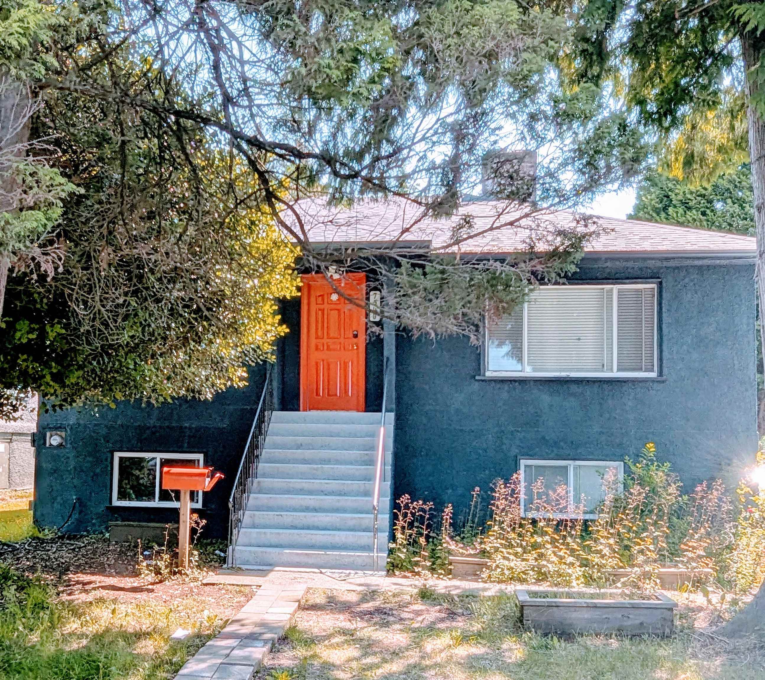 7540 Buller Avenue, Burnaby, BC V5J 4S8