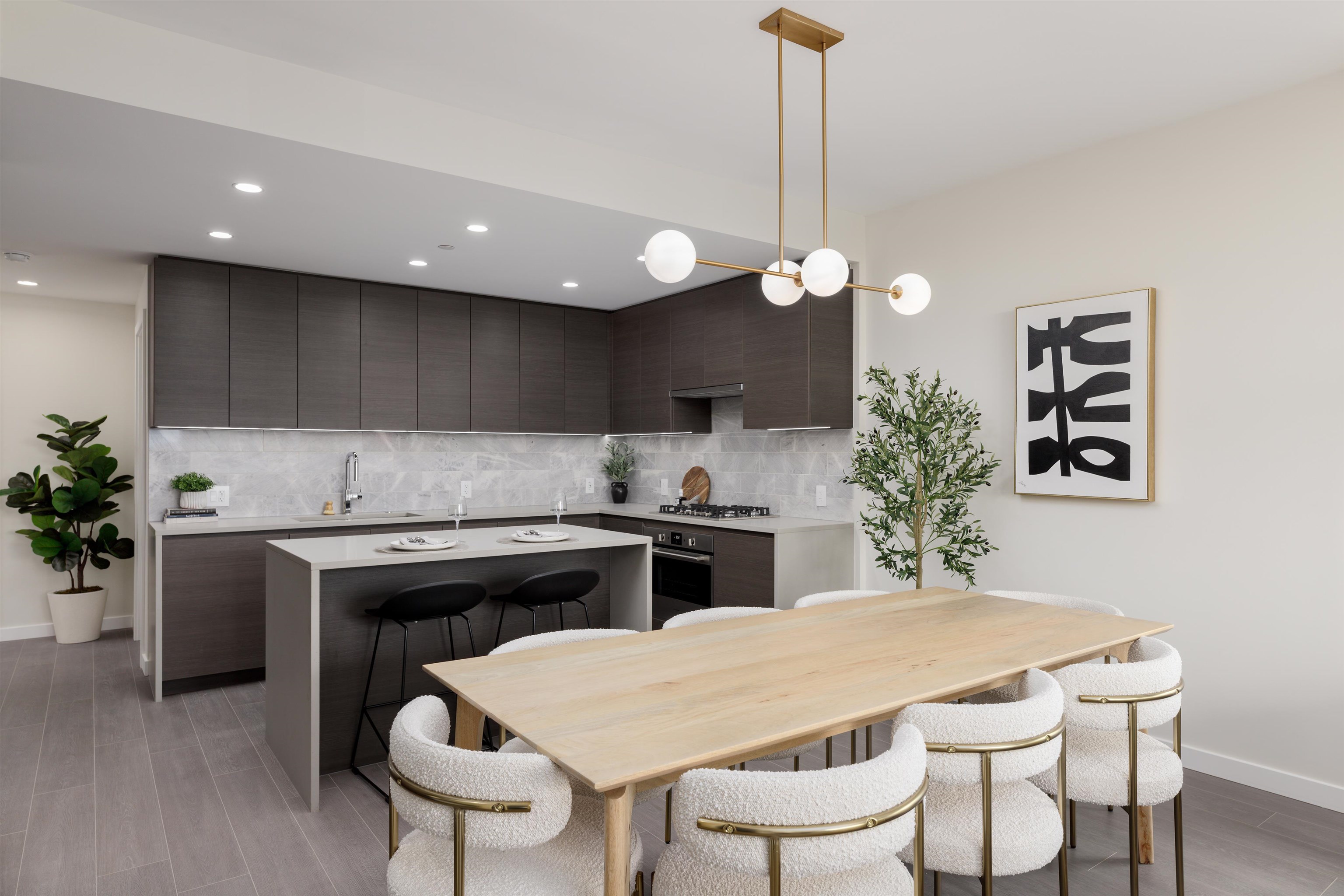4168 Lougheed Hwy #2907, Burnaby, BC V5C 0N9
