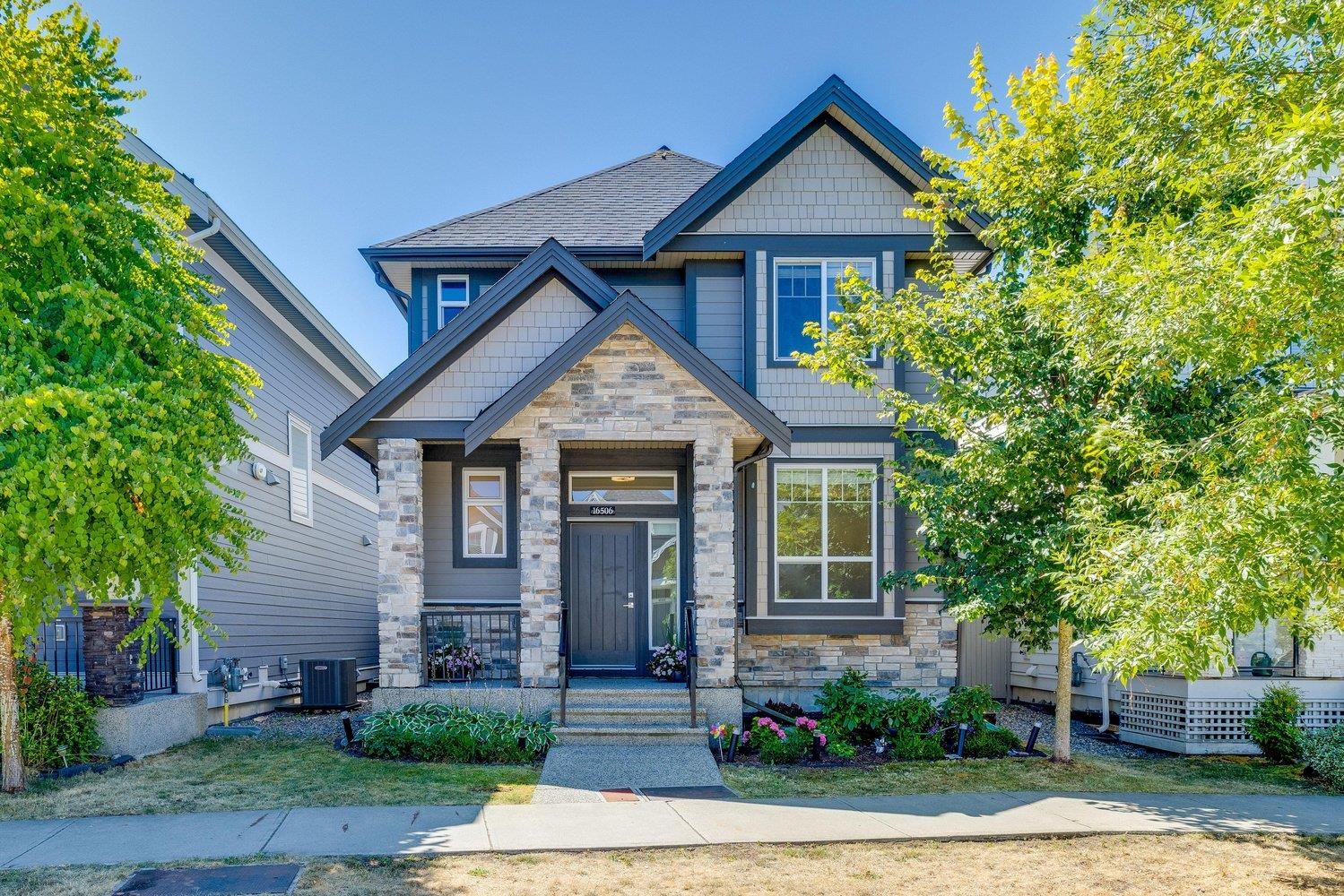 25a Avenue, Surrey, BC V3Z 0S2