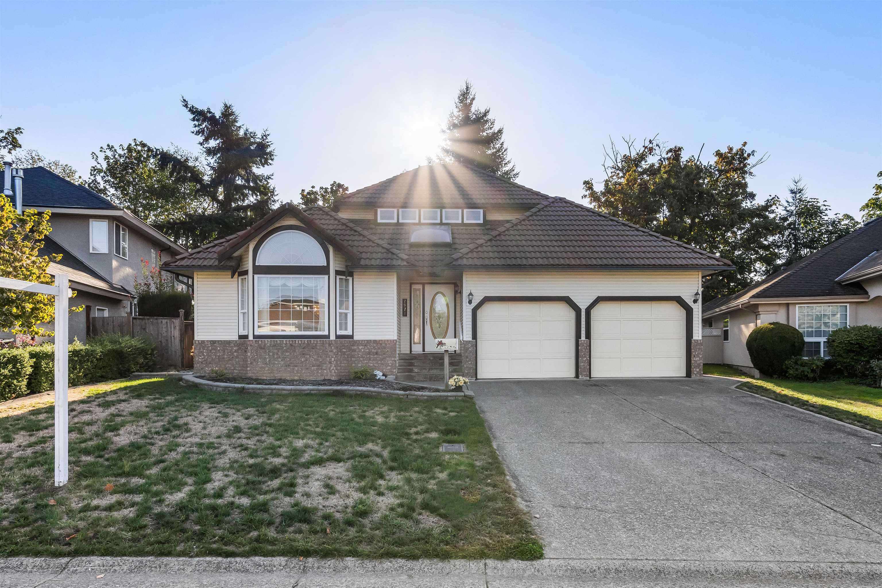 2971 Southern Crescent, Abbotsford, BC V2T 5H8