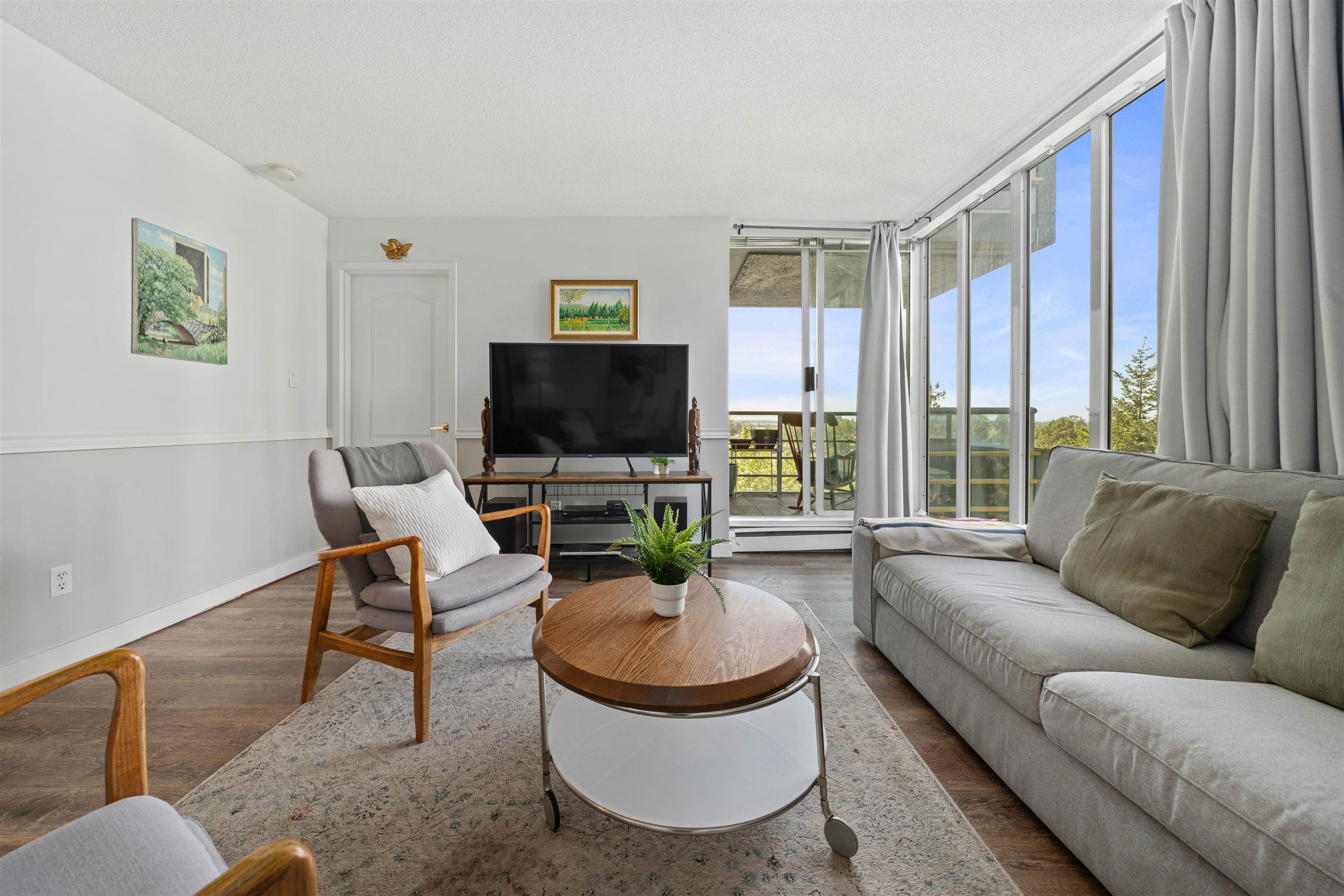 3061 East Kent Avenue North #606, Vancouver, BC V5S 4P5