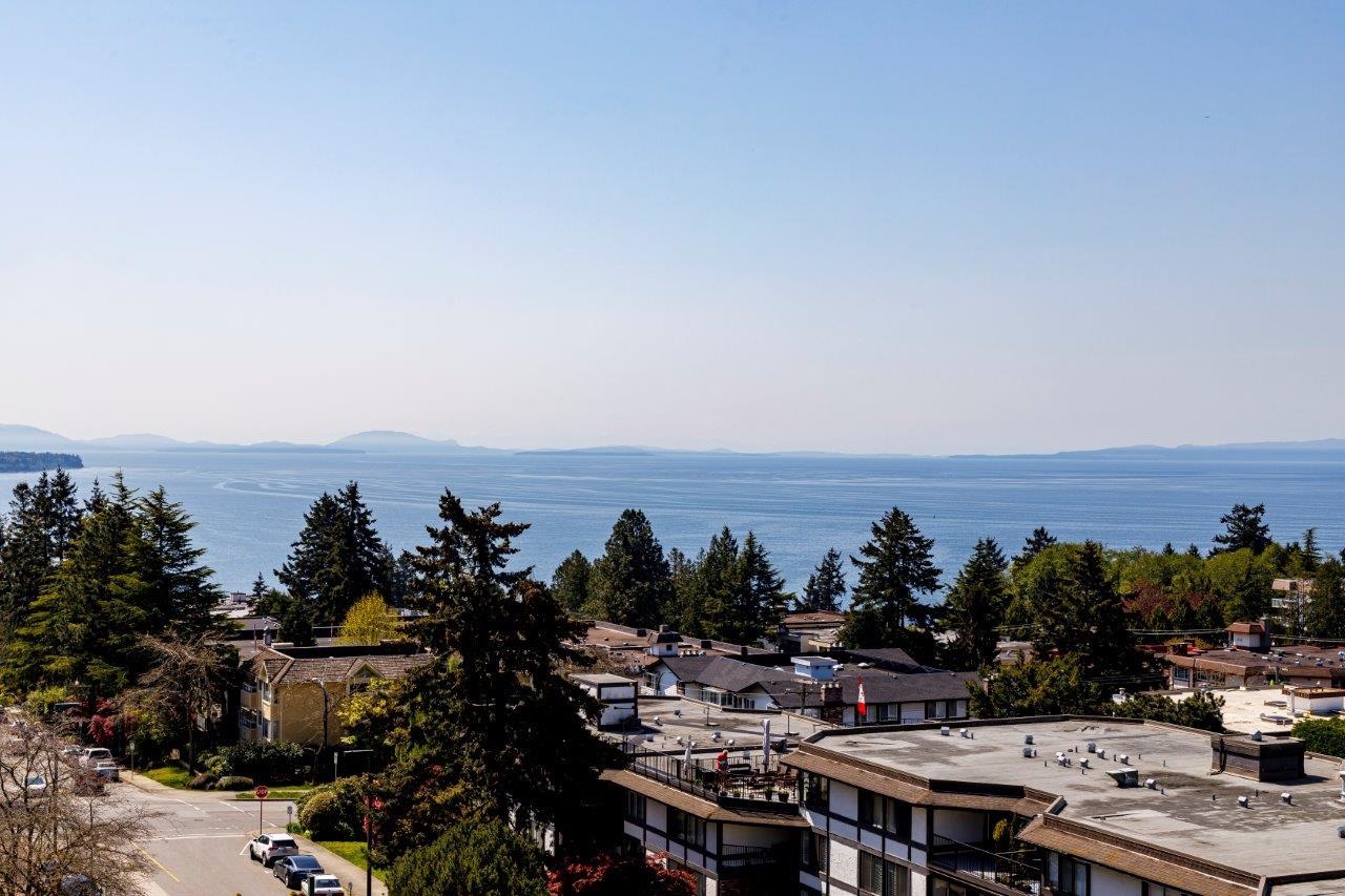 1480 Foster Street #205, White Rock, BC V4B 3X7