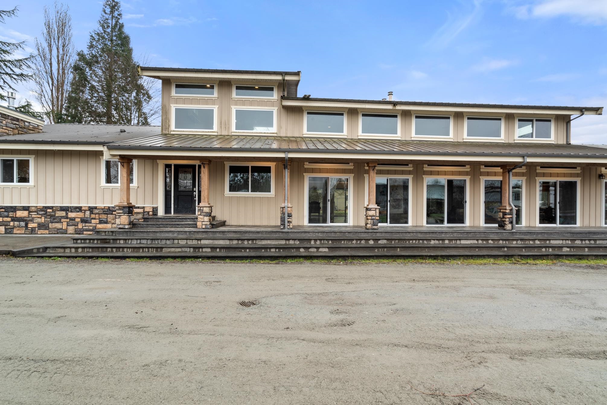 13791 Harris Road, Pitt Meadows, BC V3Y 2T3