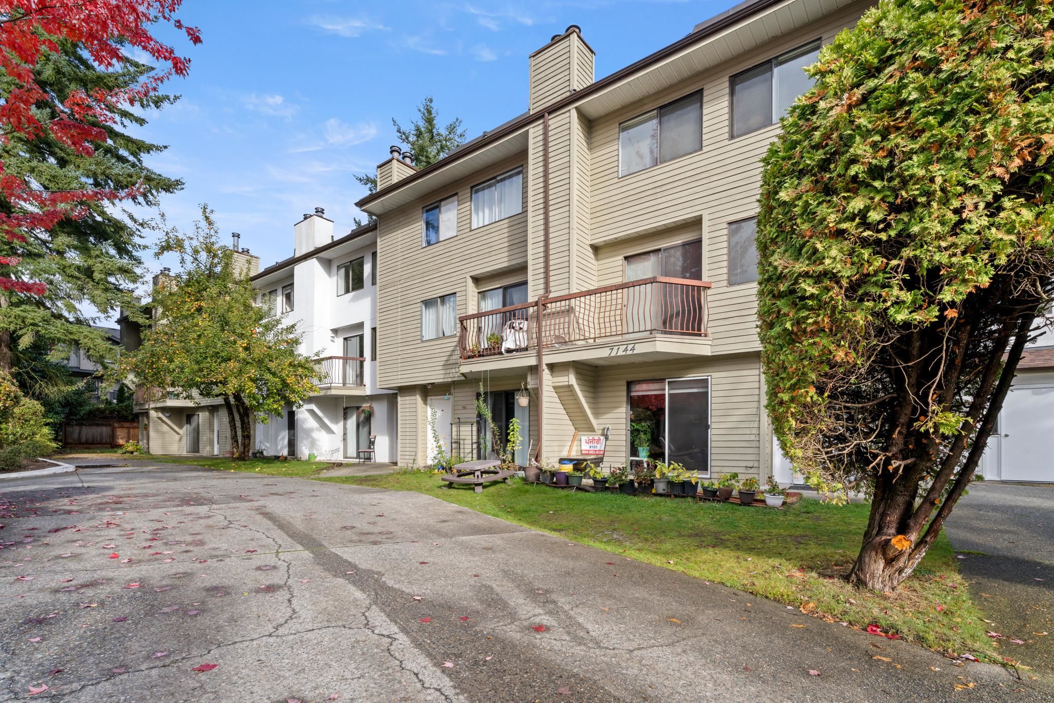 7144 133b Street #208, Surrey, BC V3W 8A4