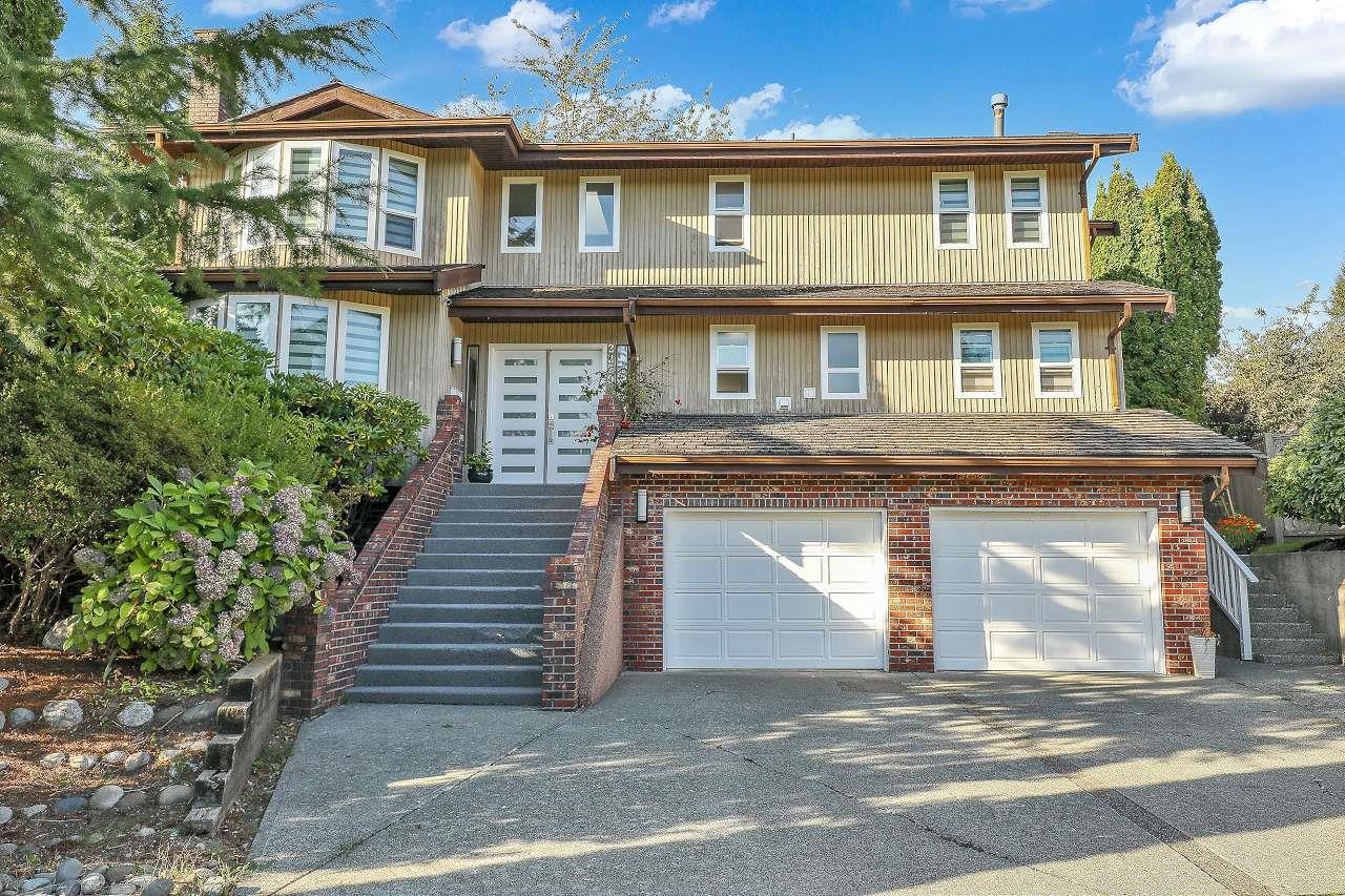 2220 Windwood Place, Burnaby, BC V5A 4E9