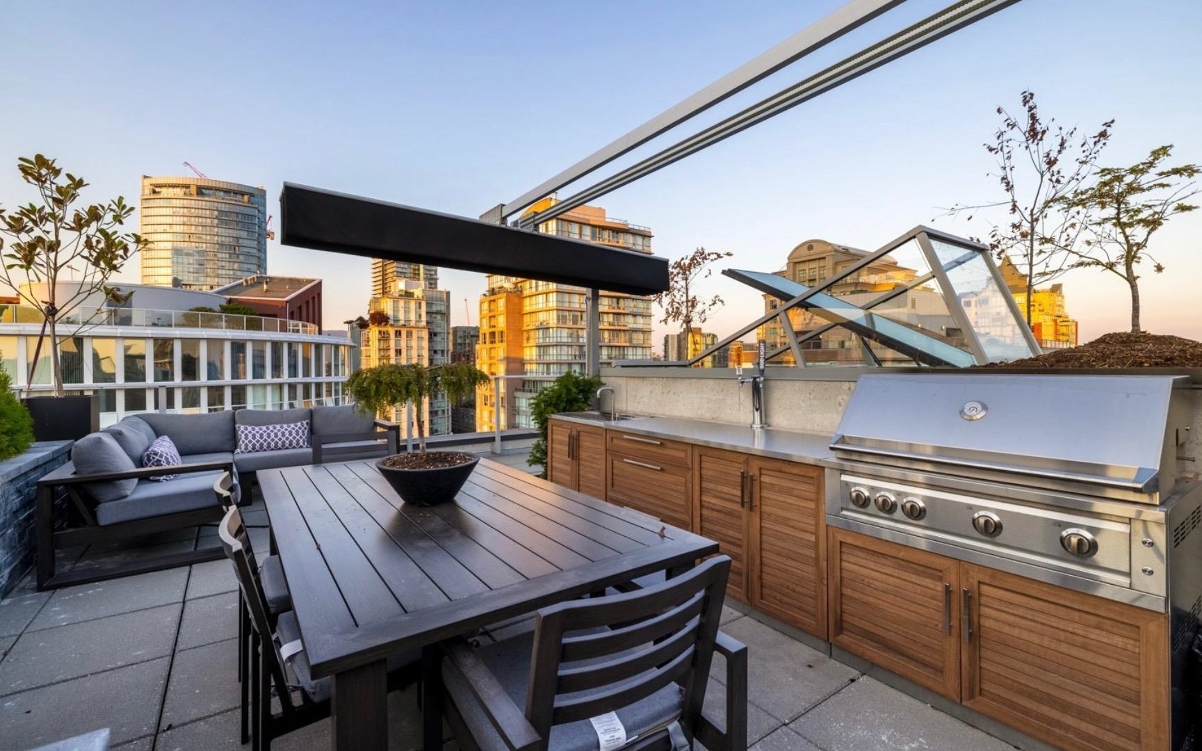 999 Seymour Street #2502, Vancouver, BC V6B 0M5